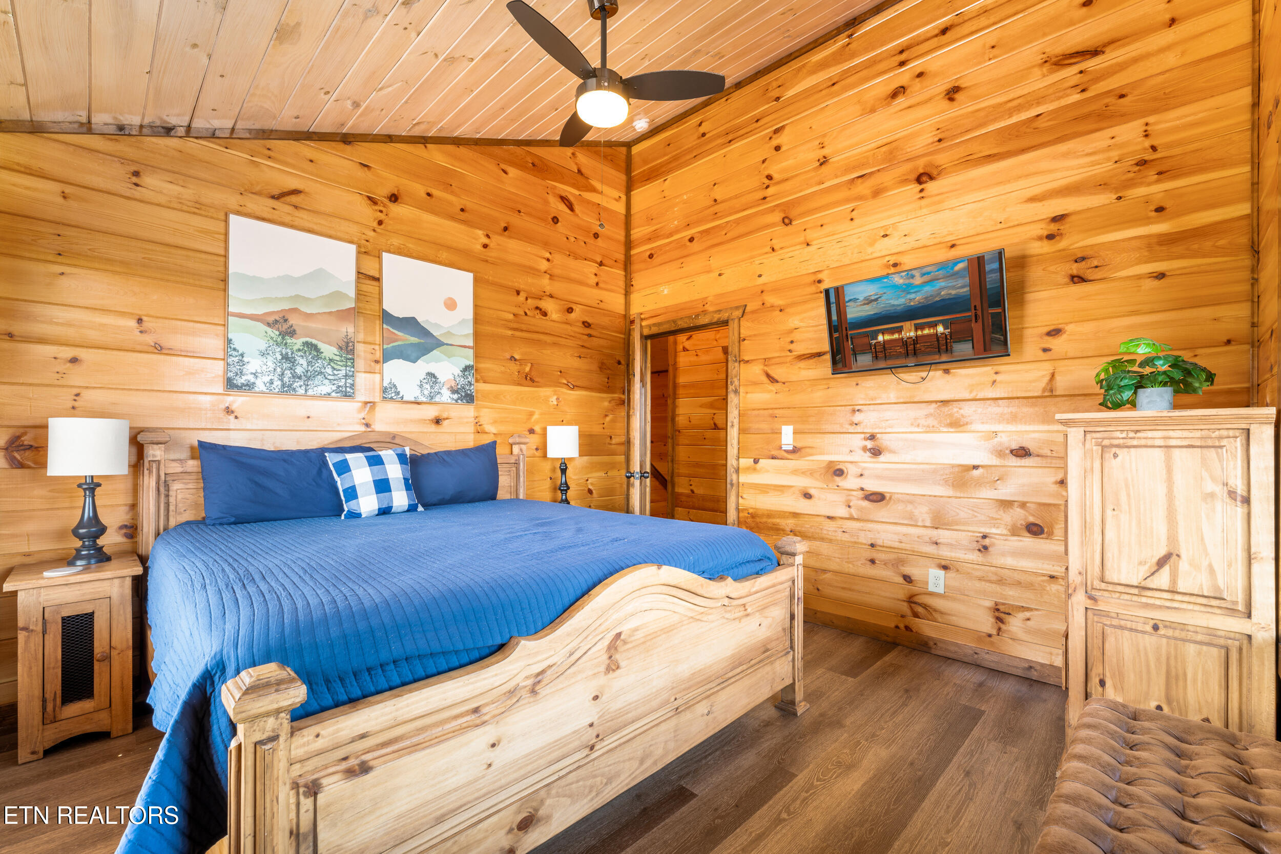 851 Osprey Way Pigeon Forge TN 37863