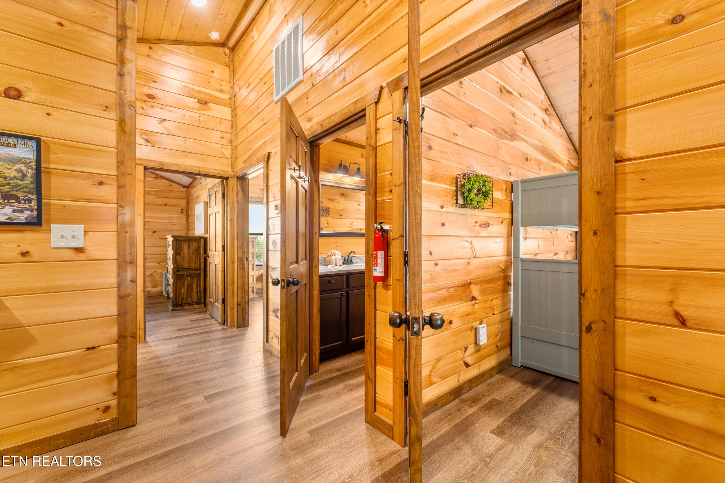 851 Osprey Way Pigeon Forge TN 37863