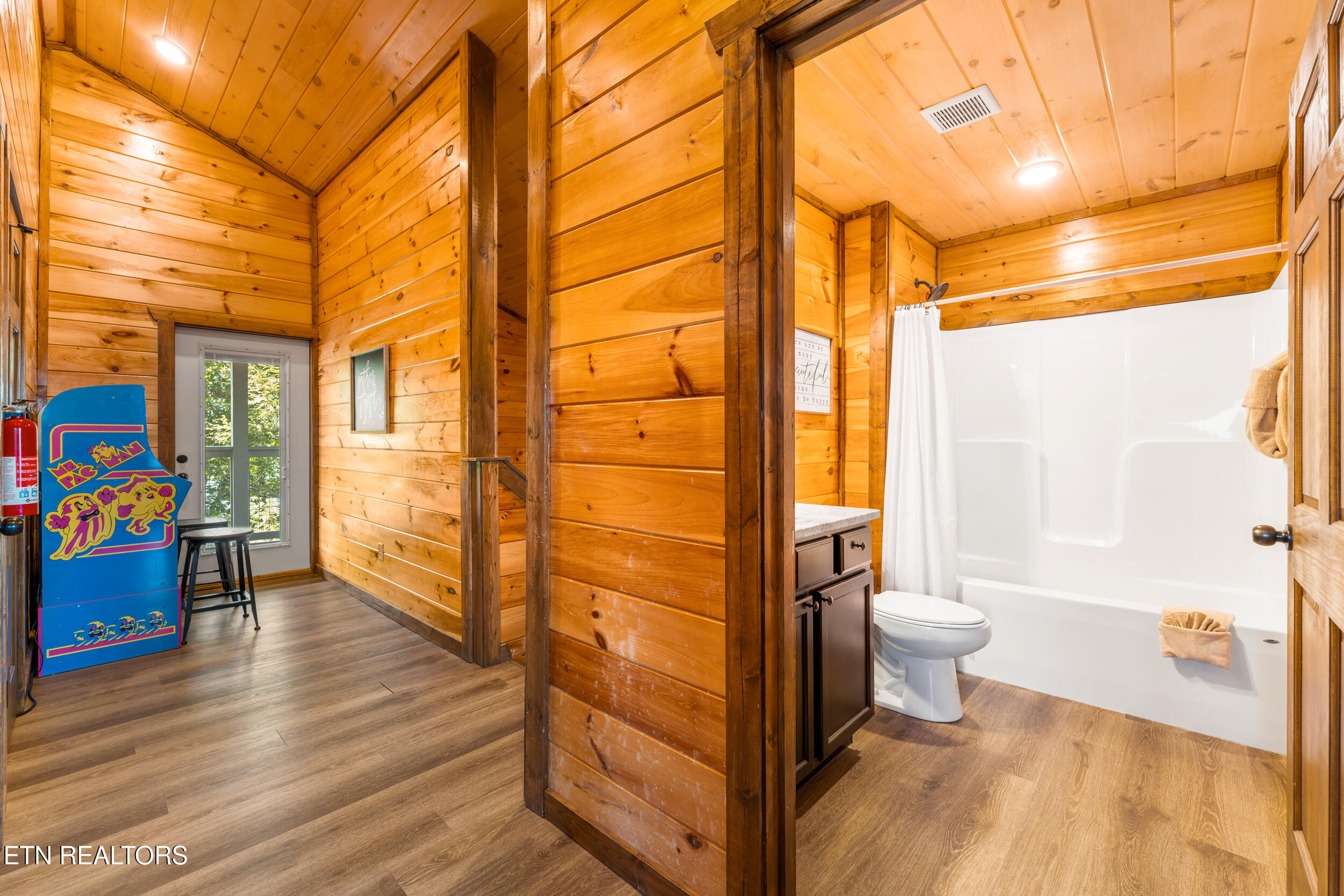 851 Osprey Way Pigeon Forge TN 37863