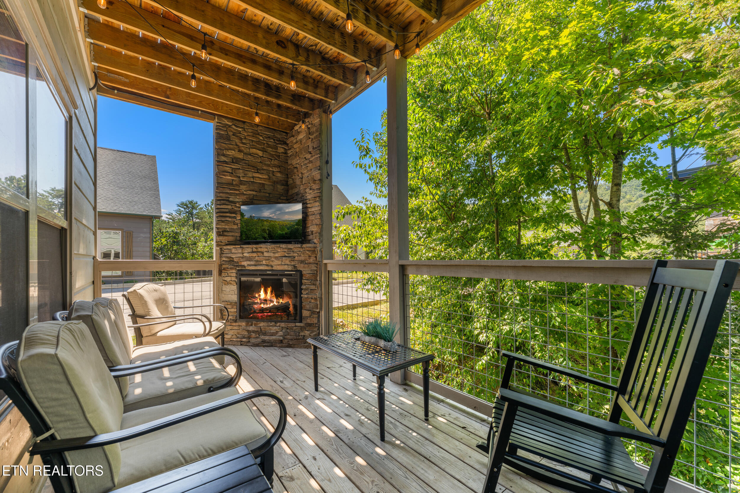851 Osprey Way Pigeon Forge TN 37863