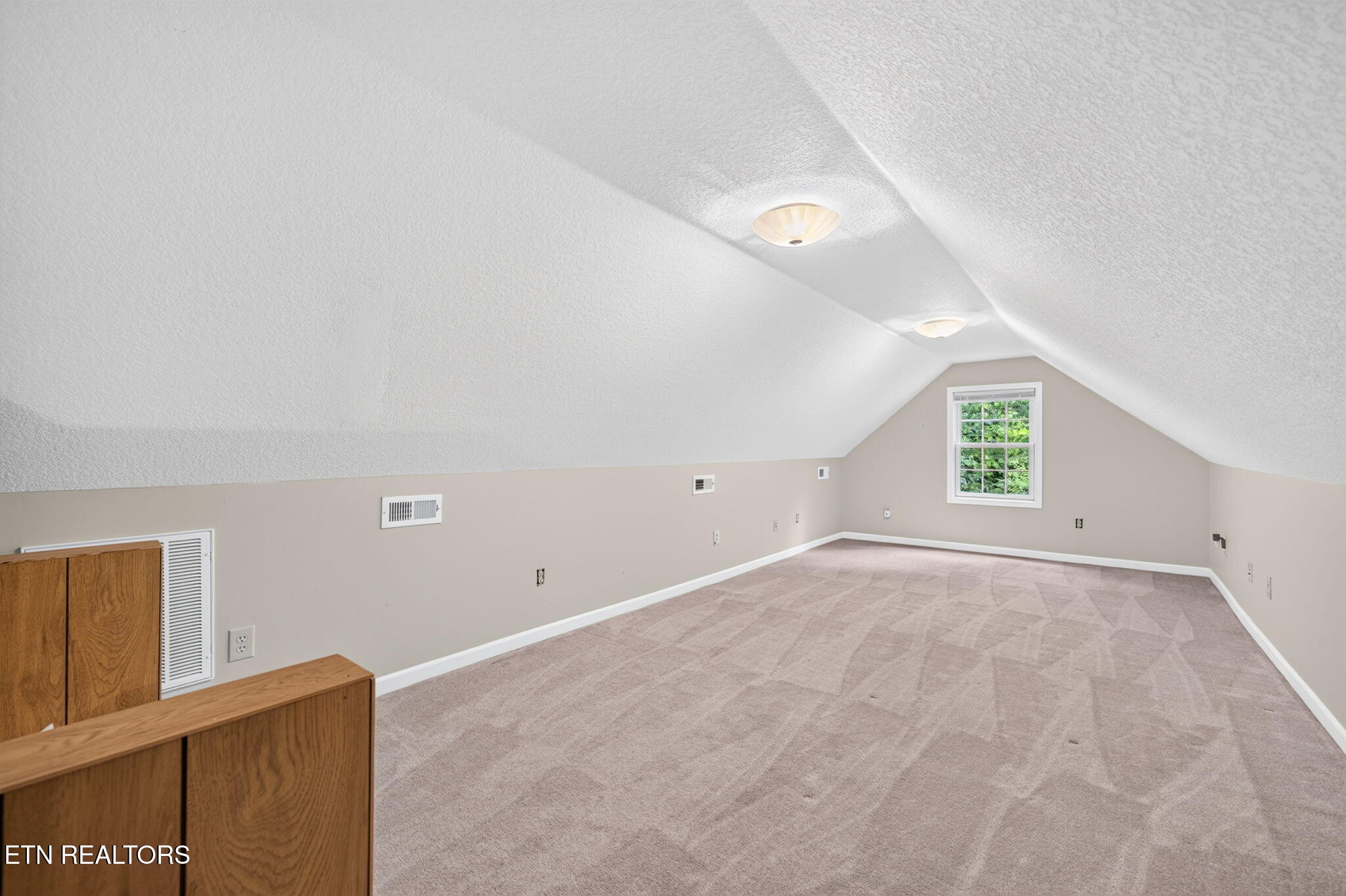 50 Ross Place Monterey TN 38574