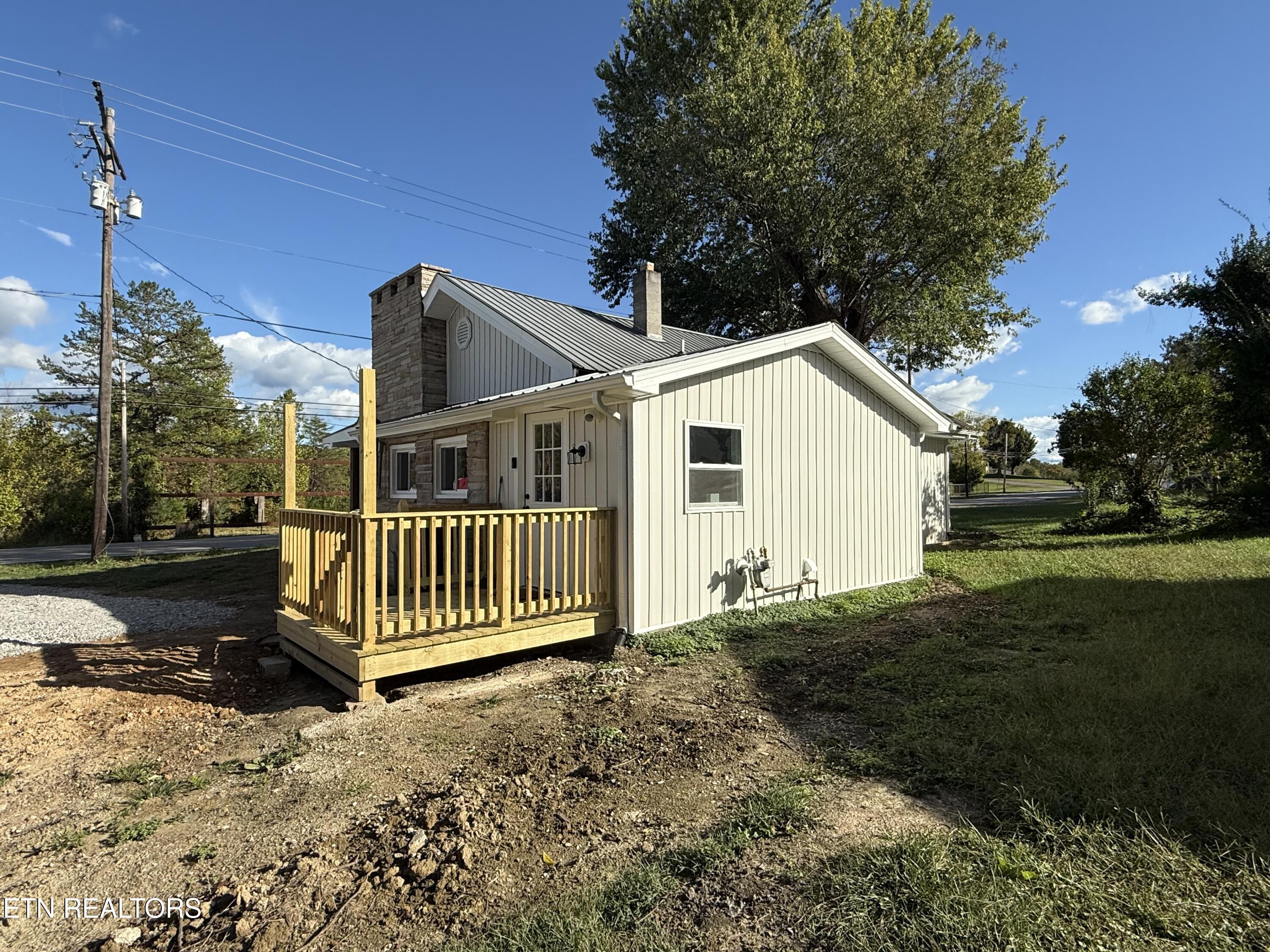 8415 Morgan County Highway Sunbright TN 37872