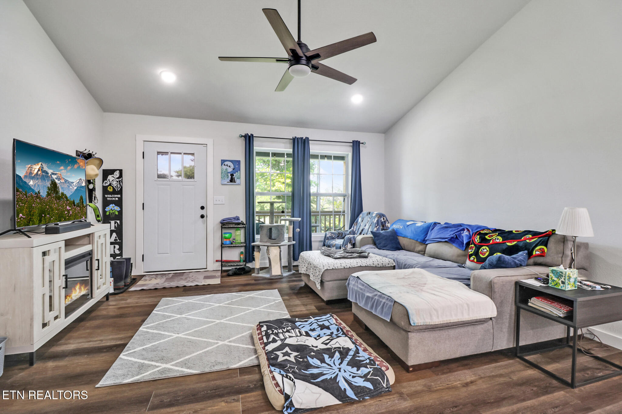 1353 Roy Owens Road Jamestown TN 38556