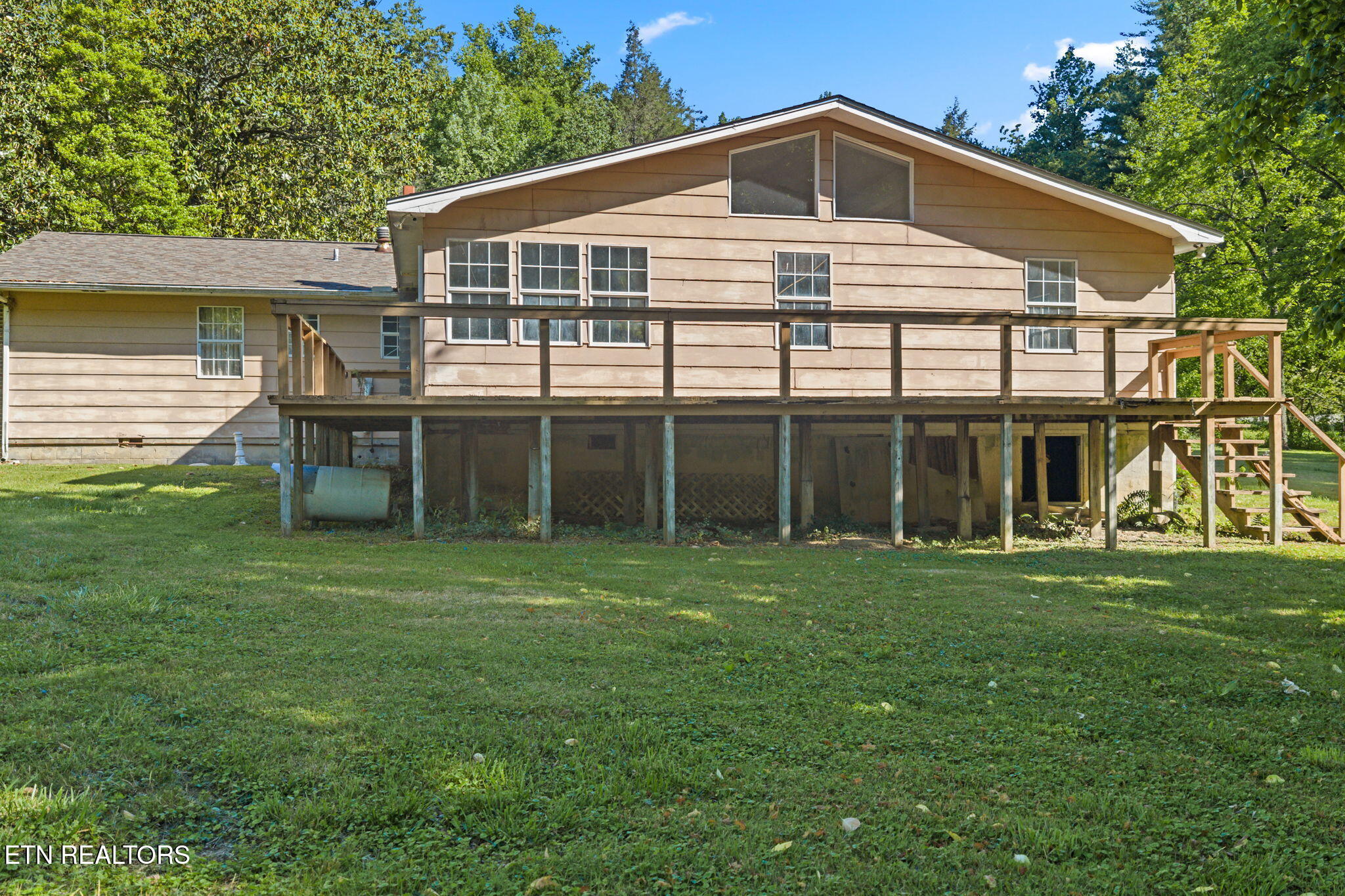 369 Back Valley Road Oliver Springs TN 37840