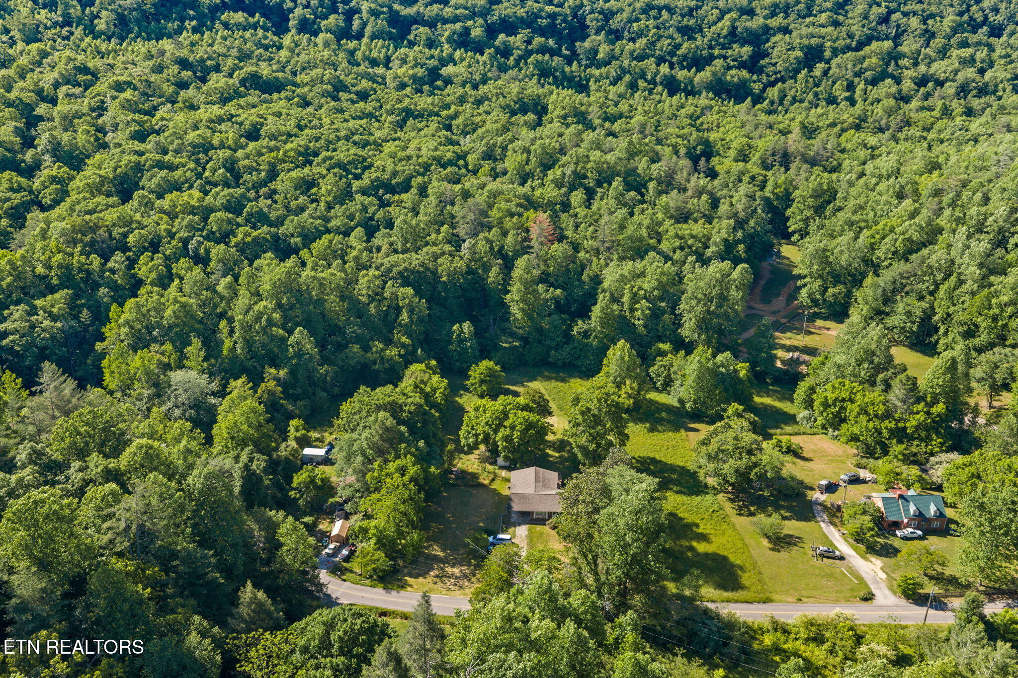 369 Back Valley Road Oliver Springs TN 37840
