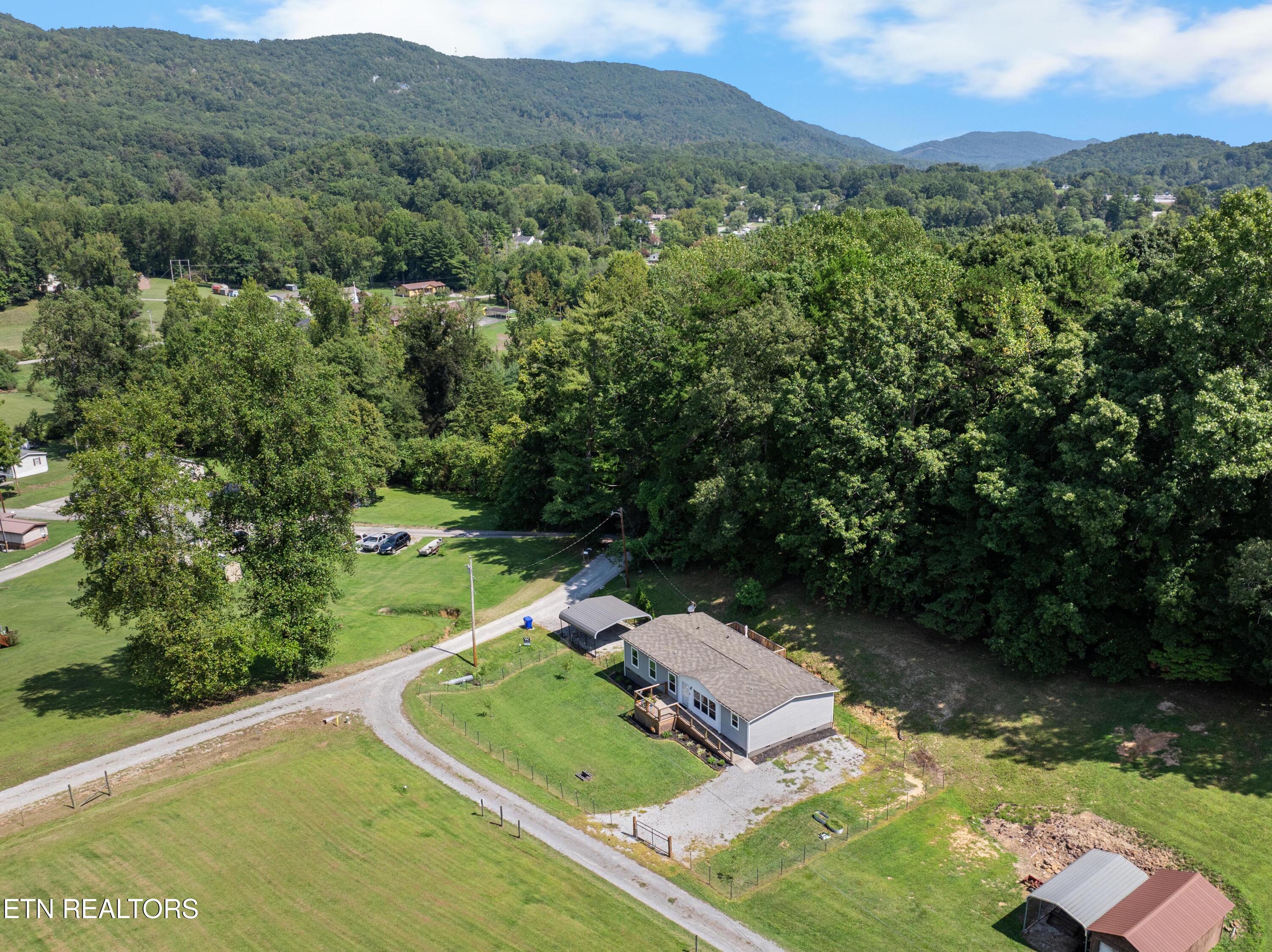 213 Aspen Drive Harriman TN 37748