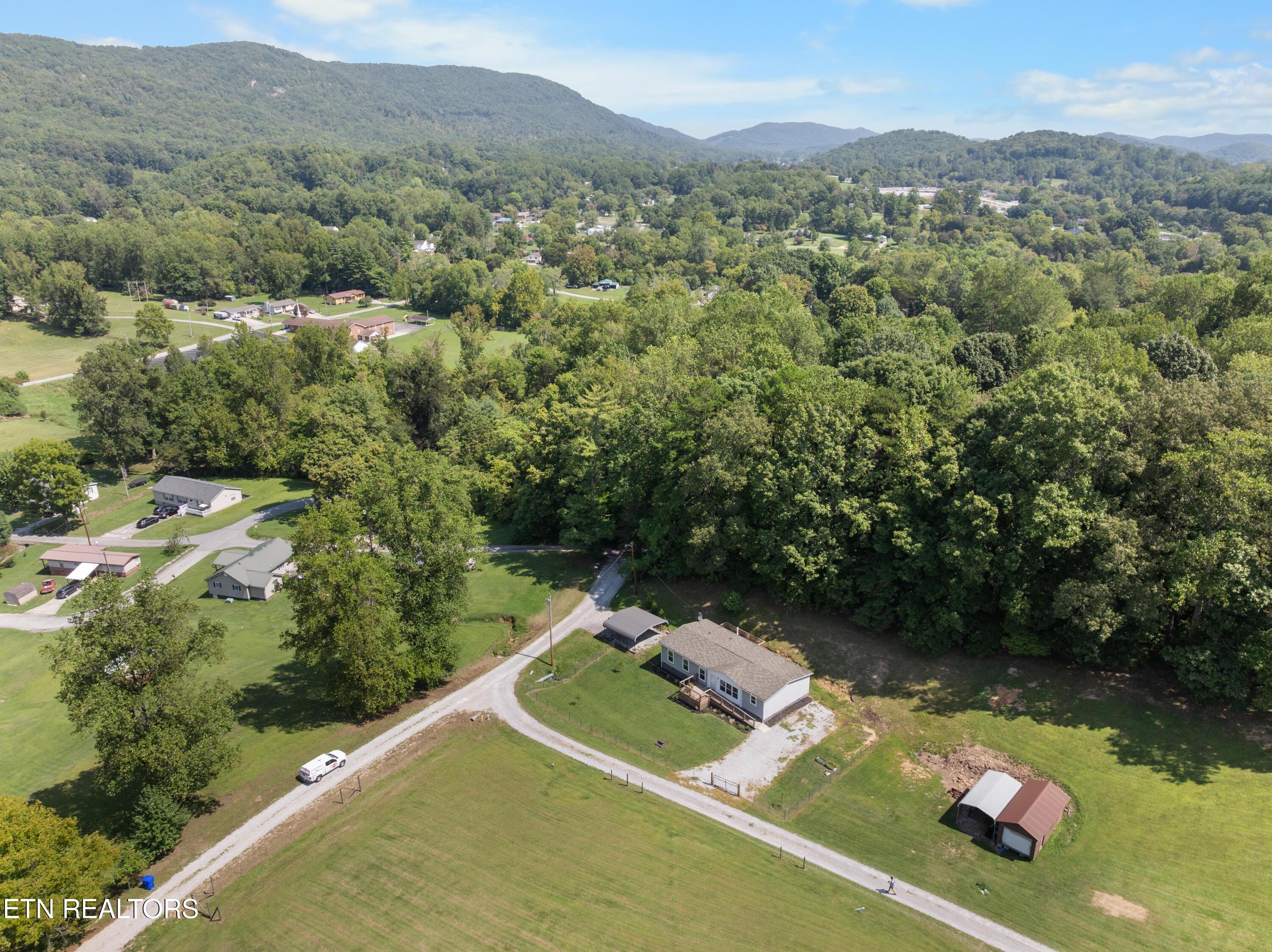 213 Aspen Drive Harriman TN 37748