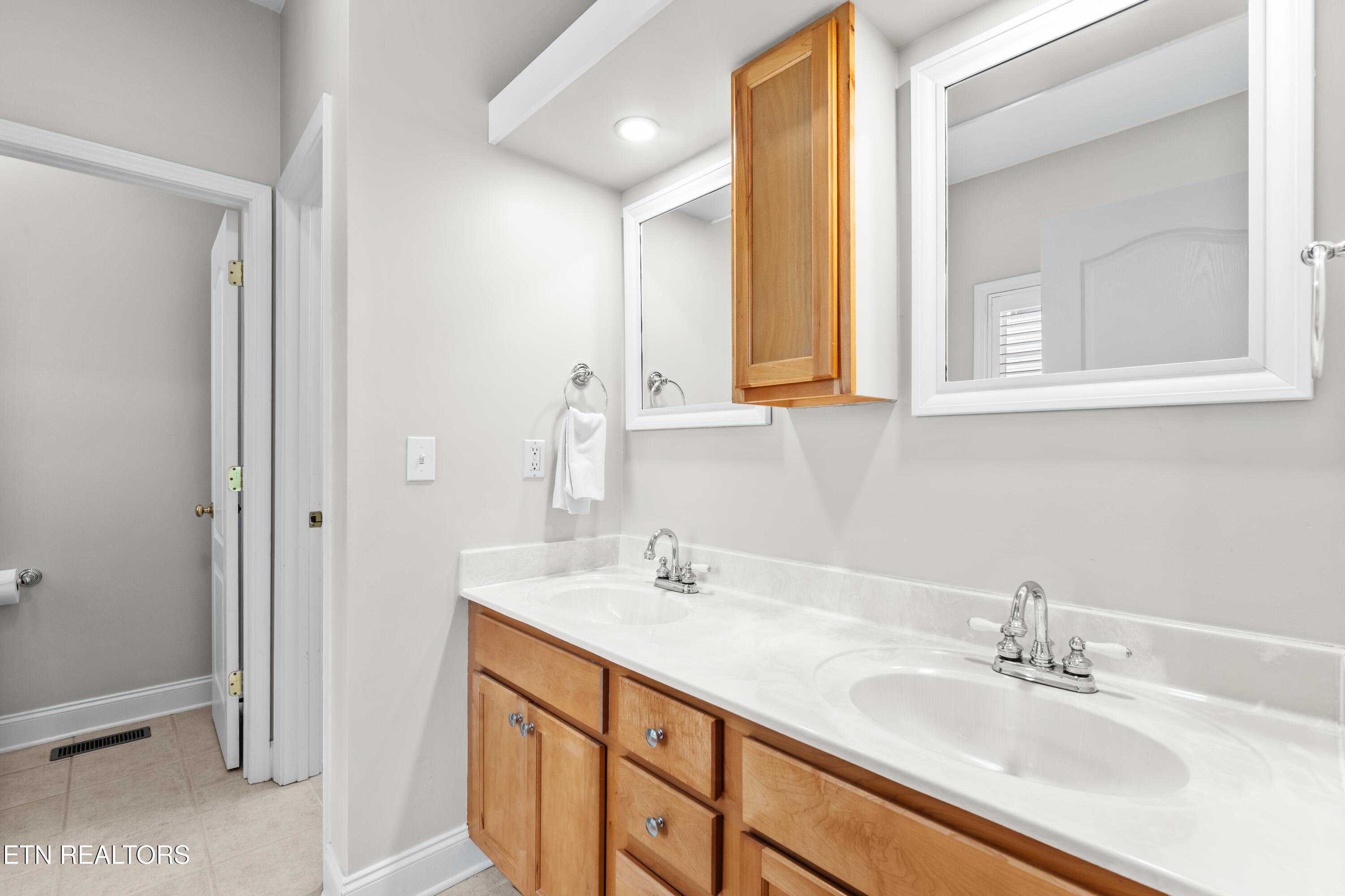 115 Oligi Lane Loudon TN 37774