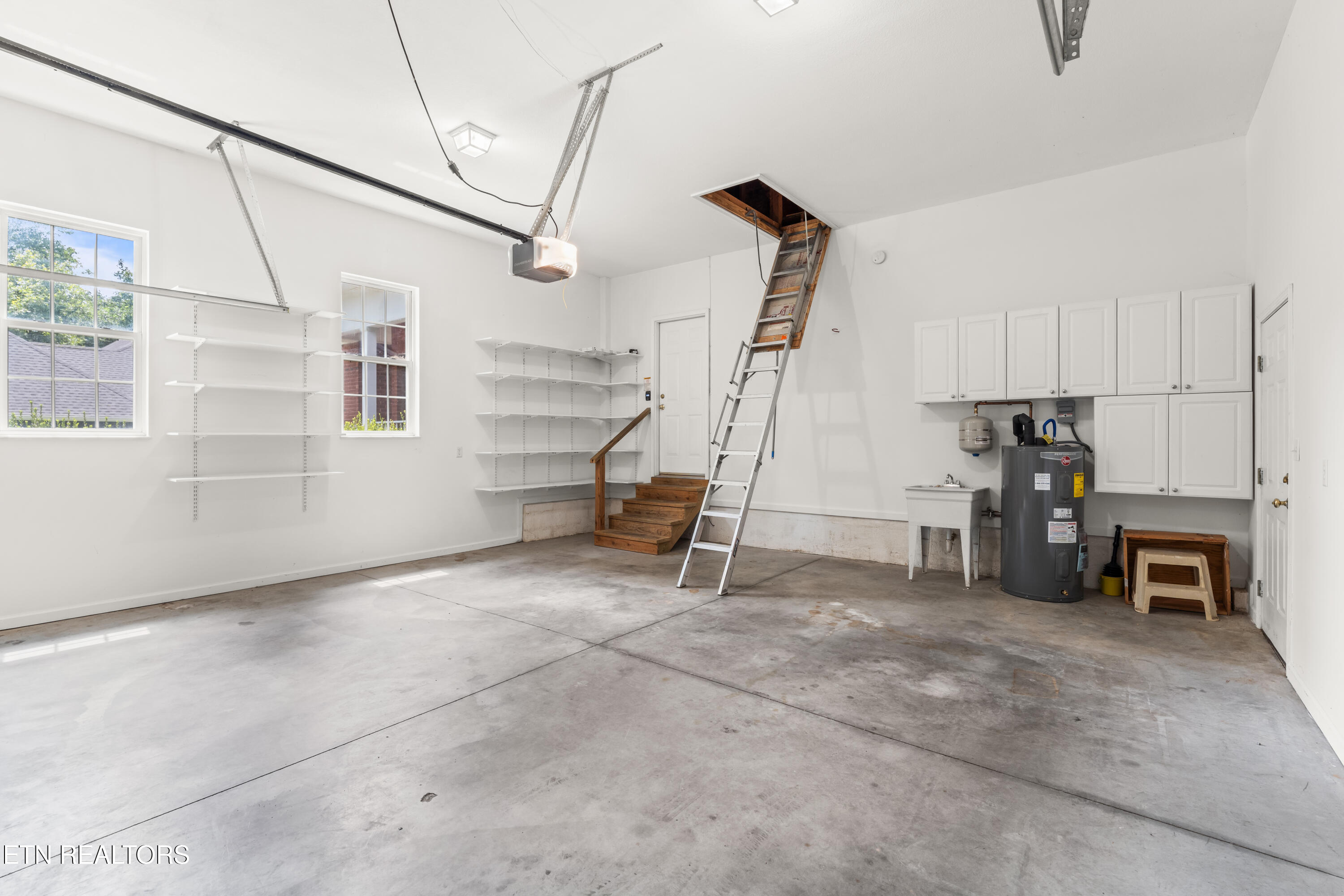 115 Oligi Lane Loudon TN 37774