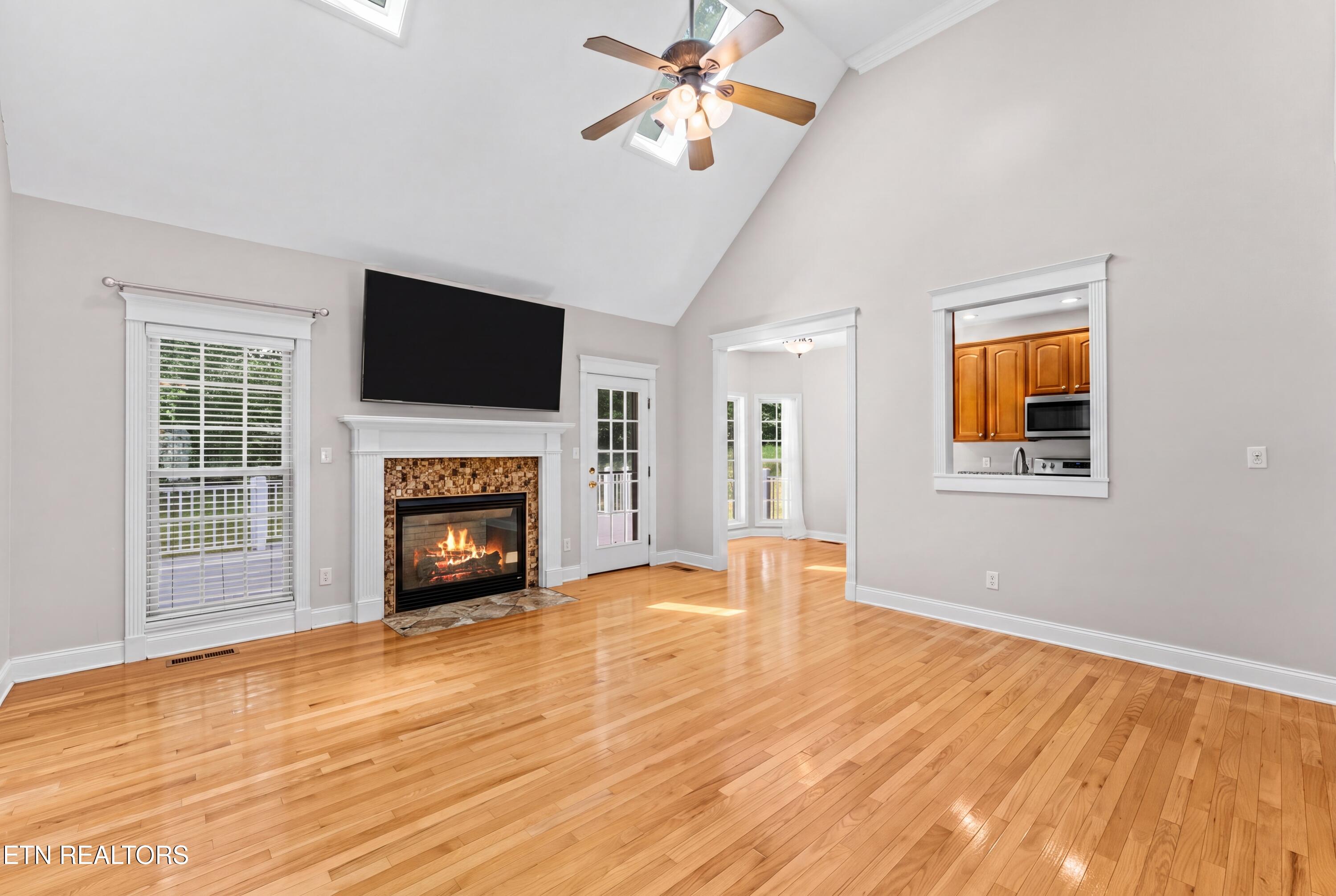 115 Oligi Lane Loudon TN 37774