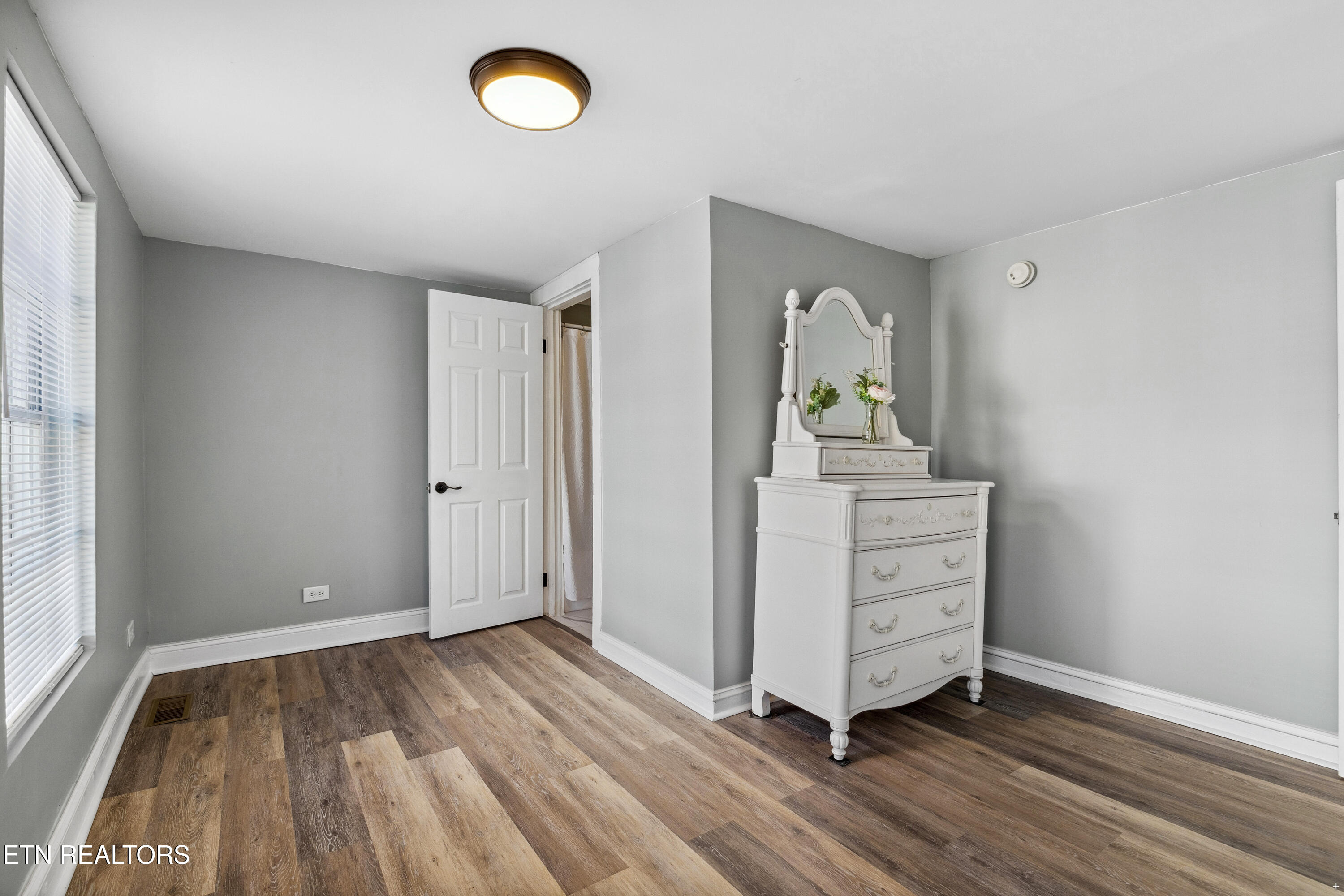 2221 Virginia Avenue Knoxville TN 37921