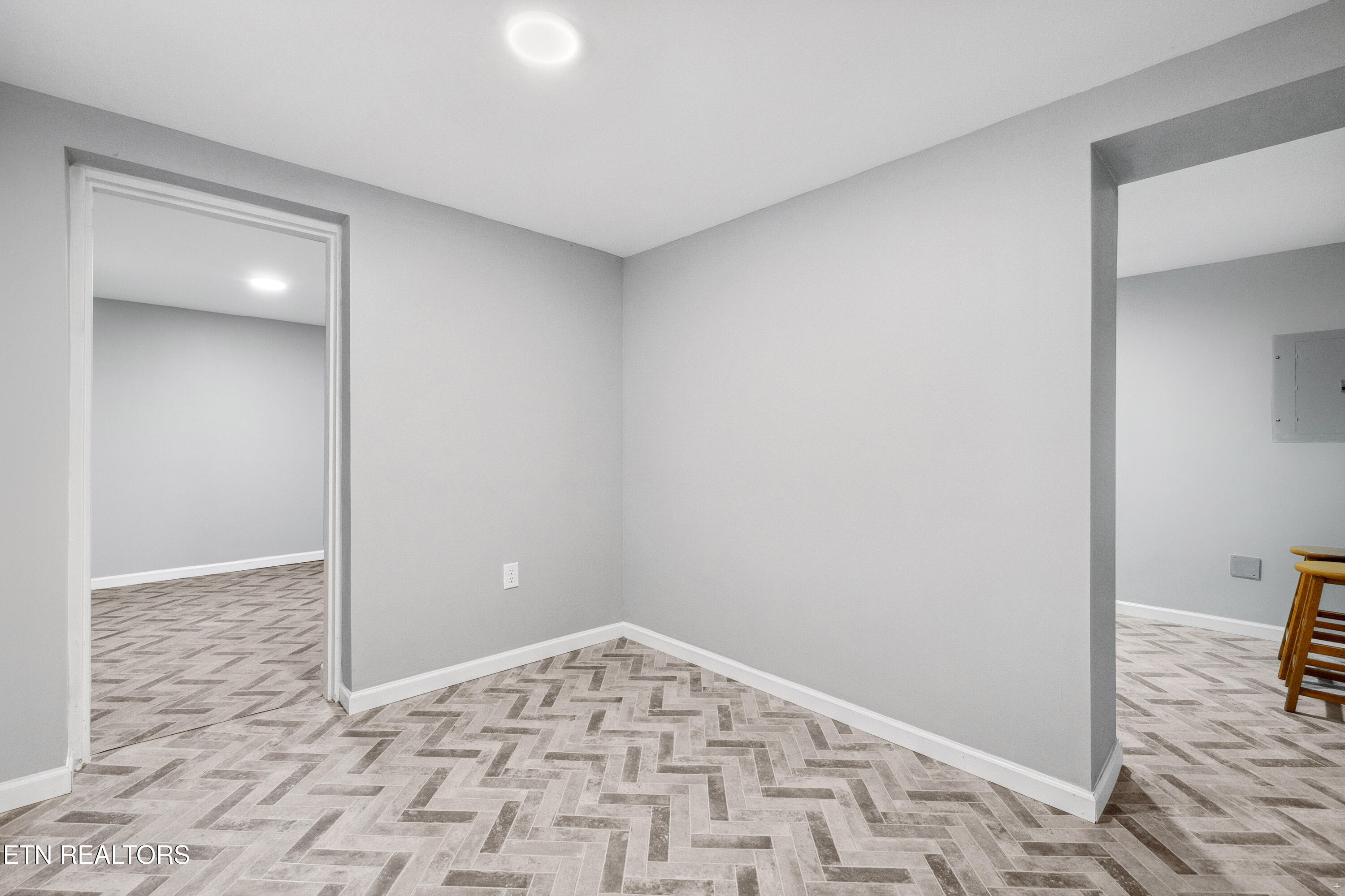 2221 Virginia Avenue Knoxville TN 37921