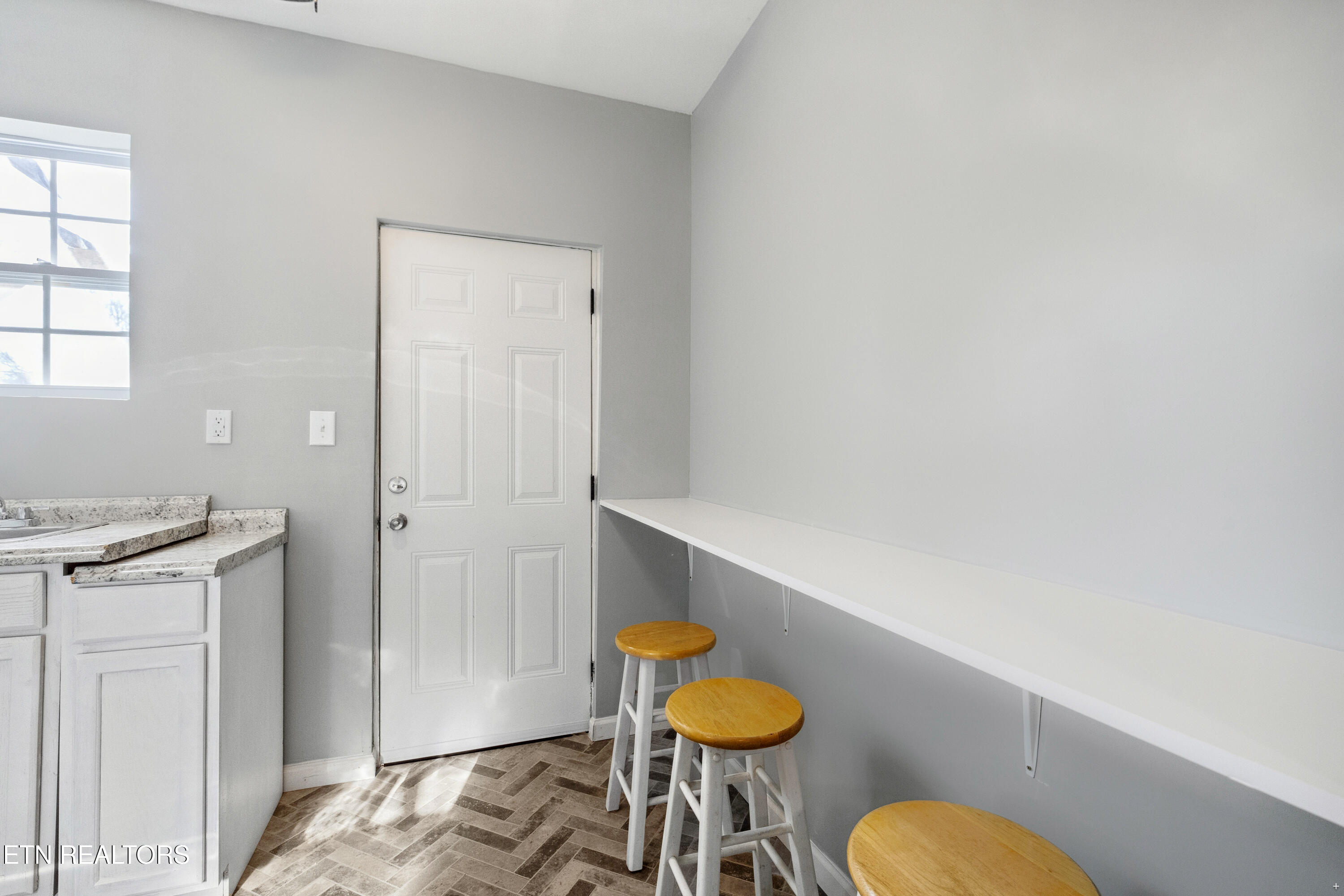 2221 Virginia Avenue Knoxville TN 37921