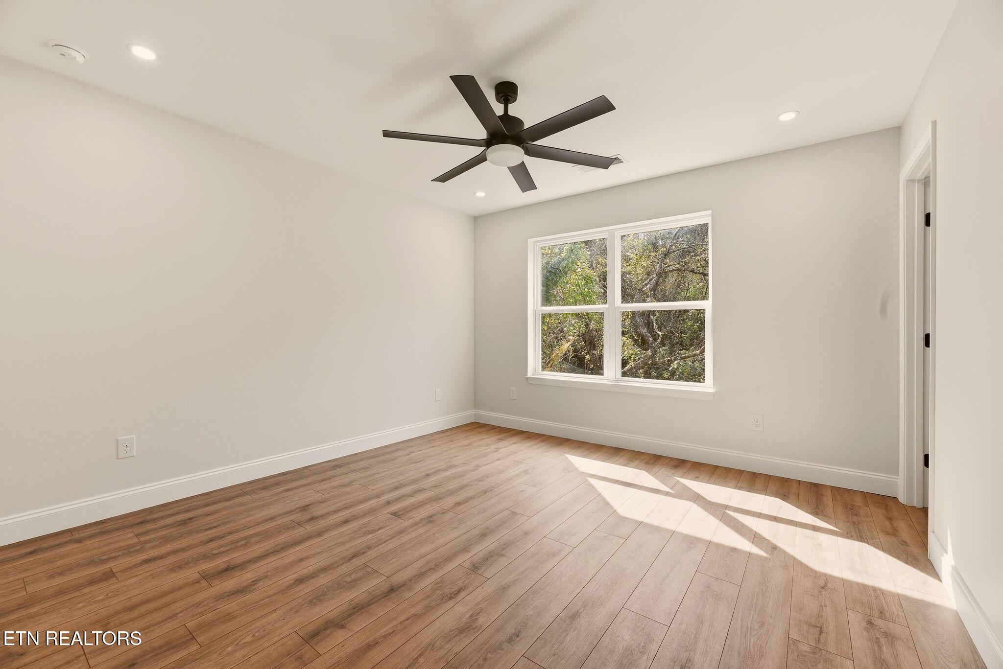 3137 Dewine Road Knoxville TN 37921