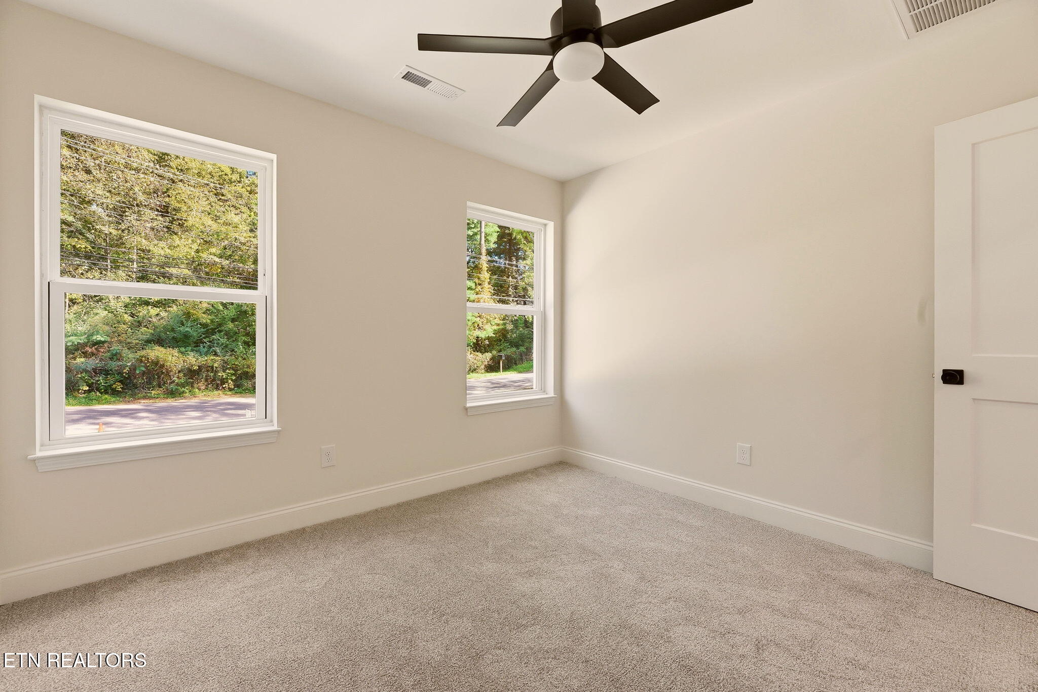 3137 Dewine Road Knoxville TN 37921