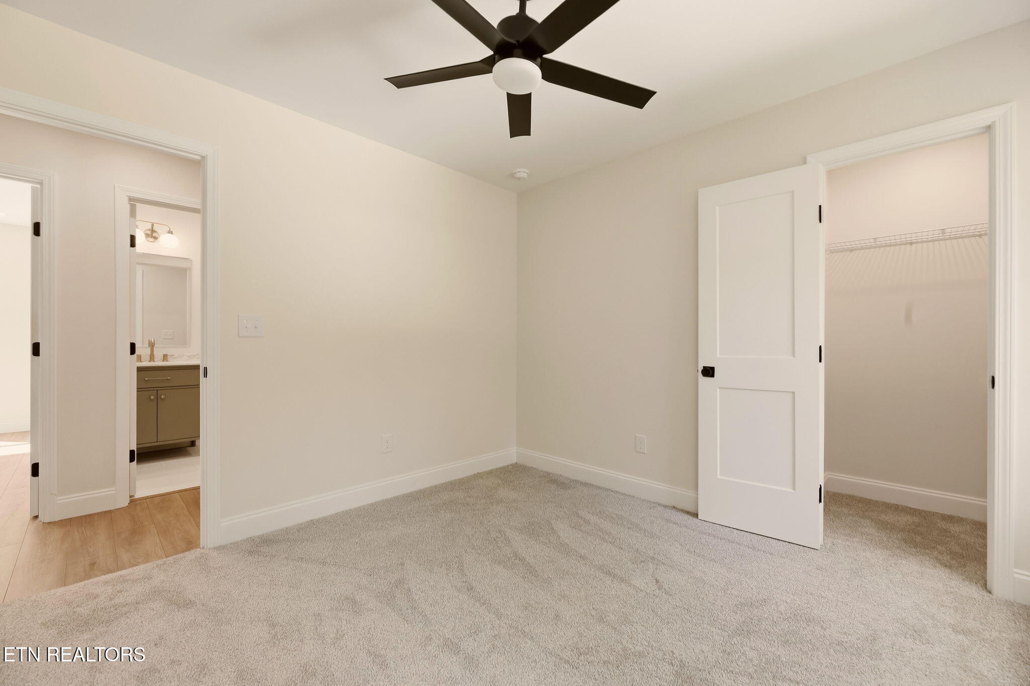 3137 Dewine Road Knoxville TN 37921
