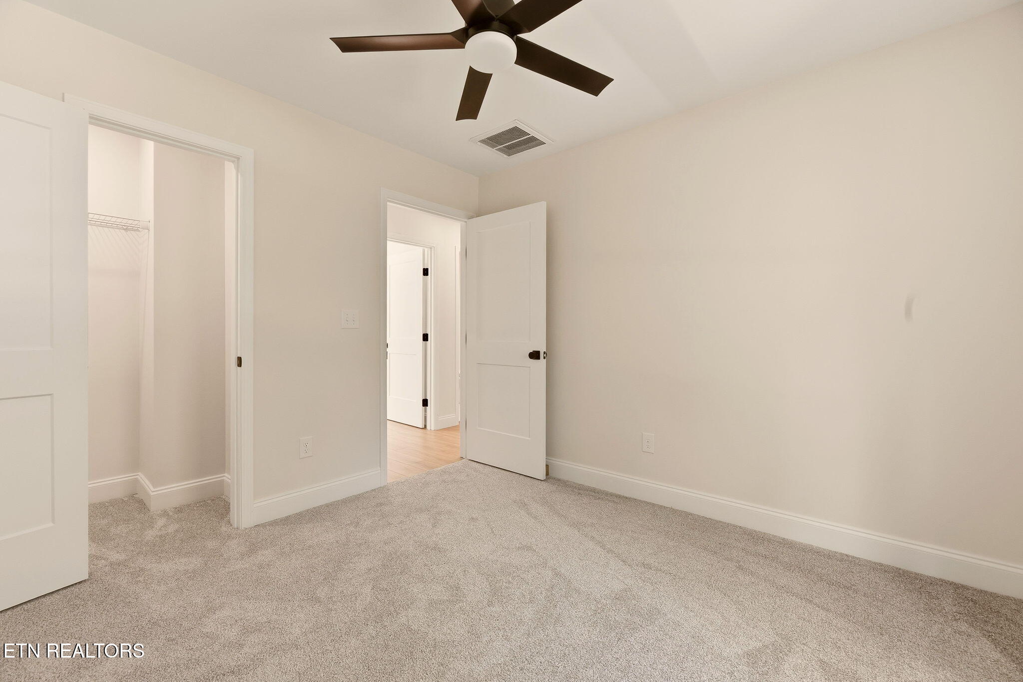 3137 Dewine Road Knoxville TN 37921