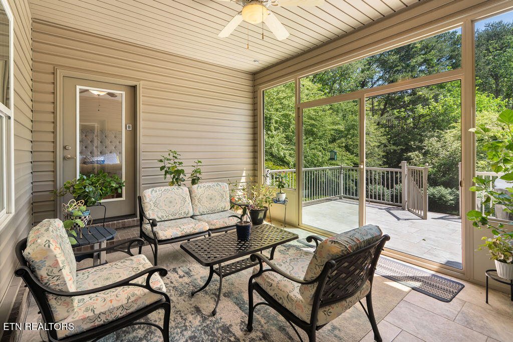 145 Daleyuhski Way Loudon TN 37774
