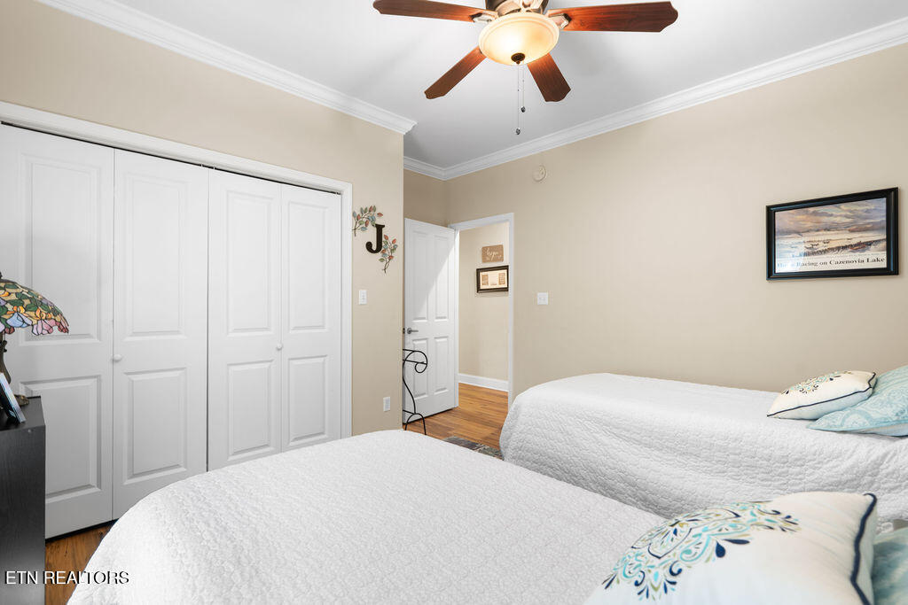 145 Daleyuhski Way Loudon TN 37774