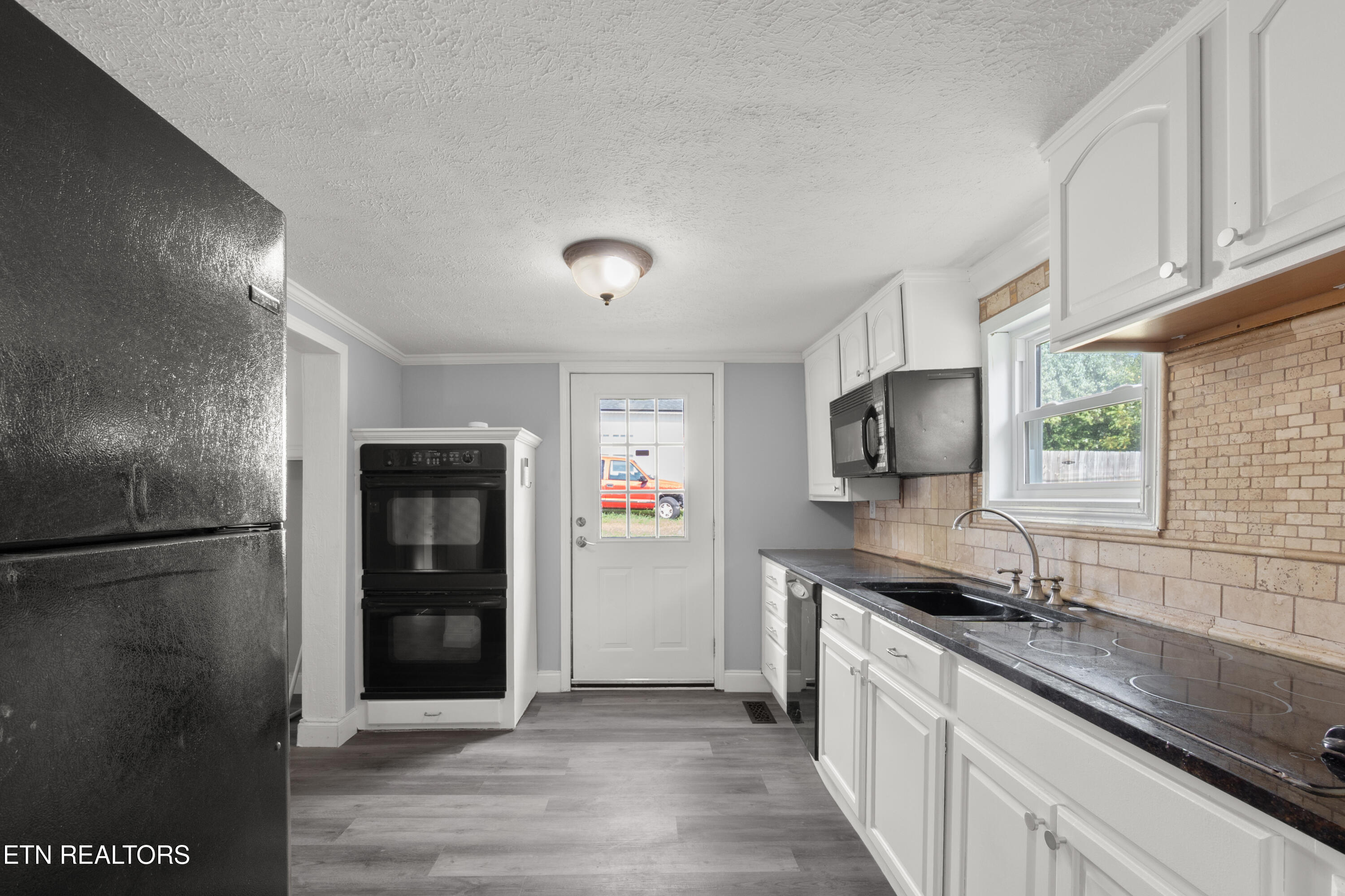 2028 Bernhurst Drive Knoxville TN 37918