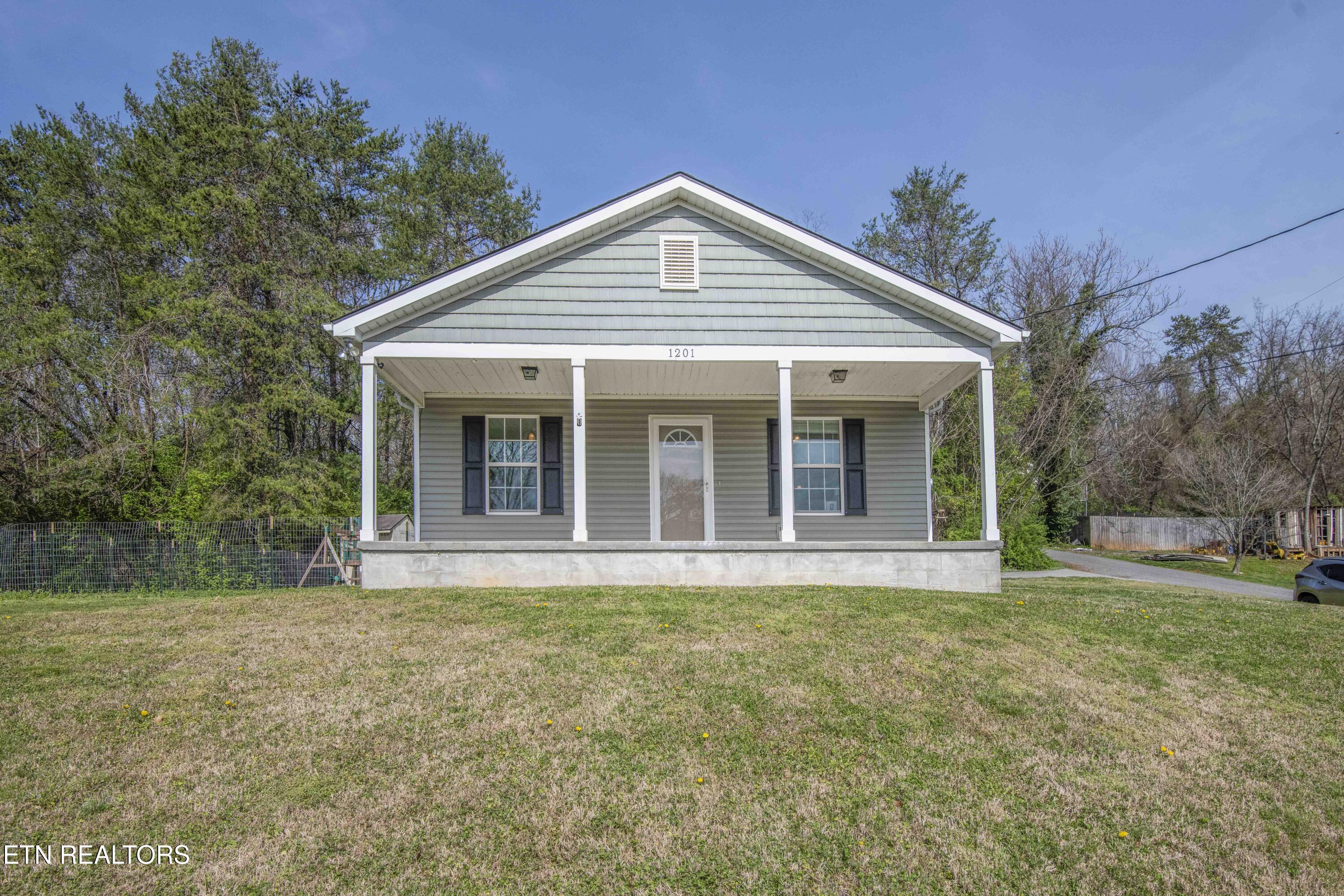 1201 England Drive Knoxville TN 37920