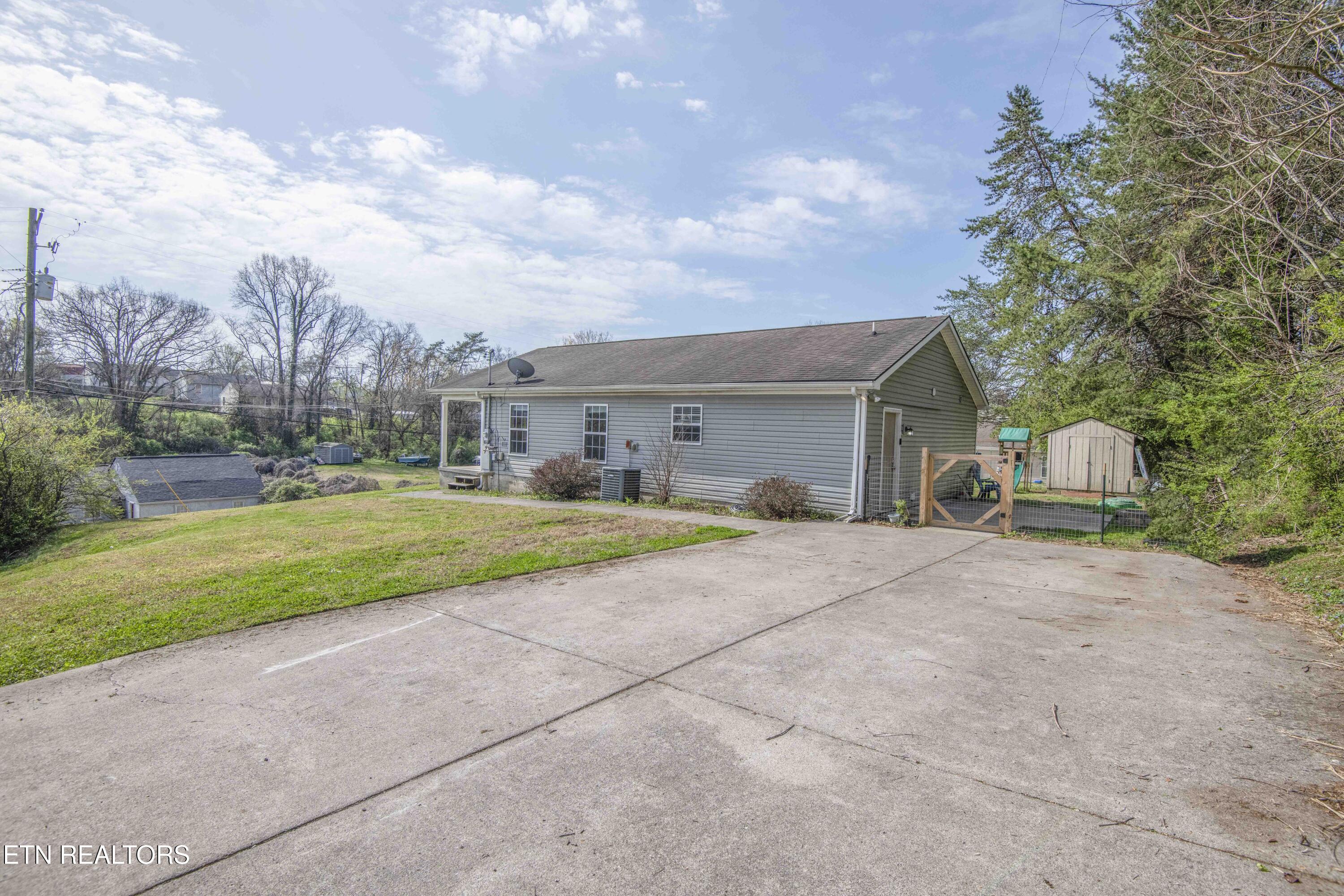1201 England Drive Knoxville TN 37920