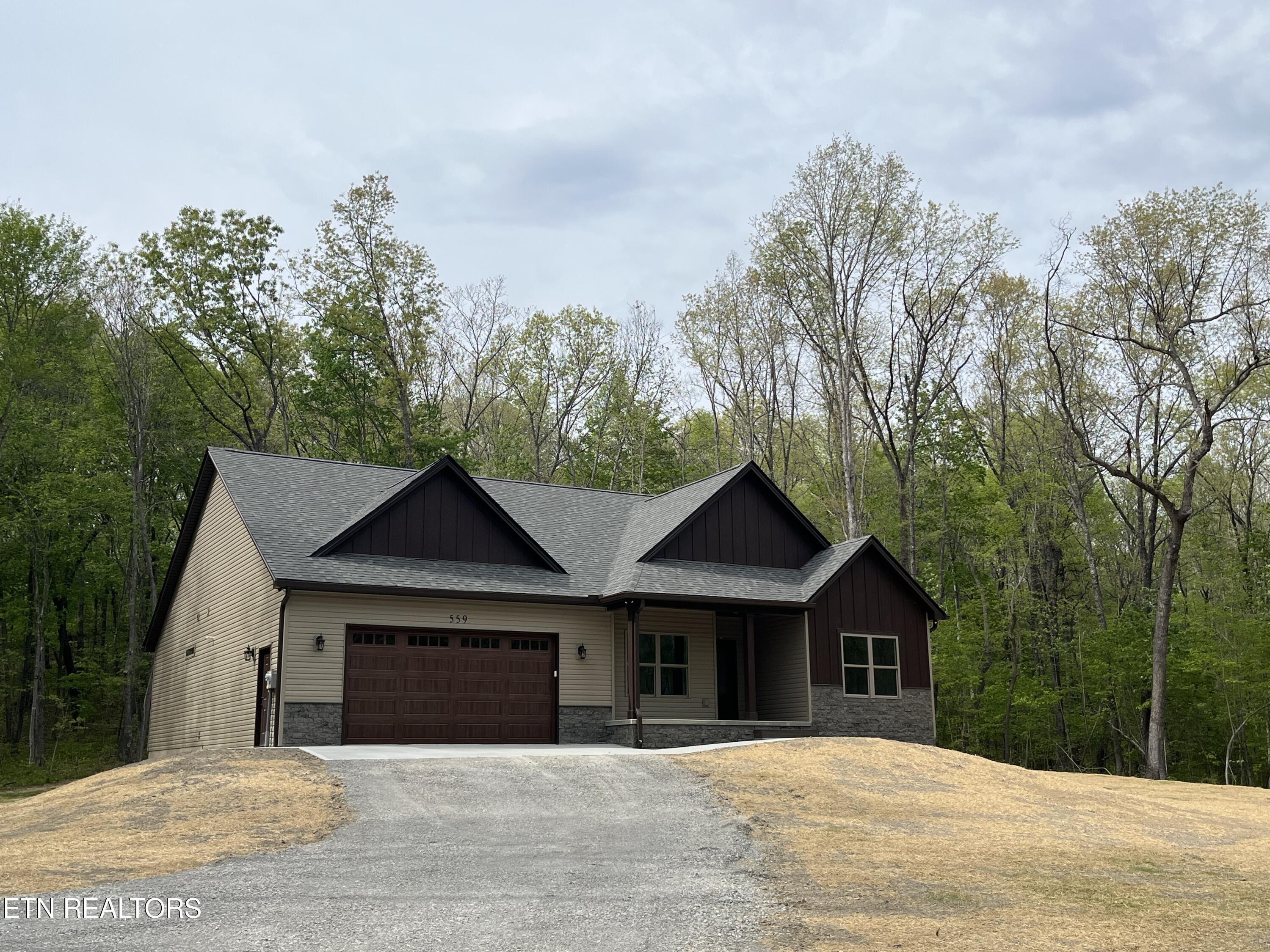559 Leistner Drive Monterey TN 38574