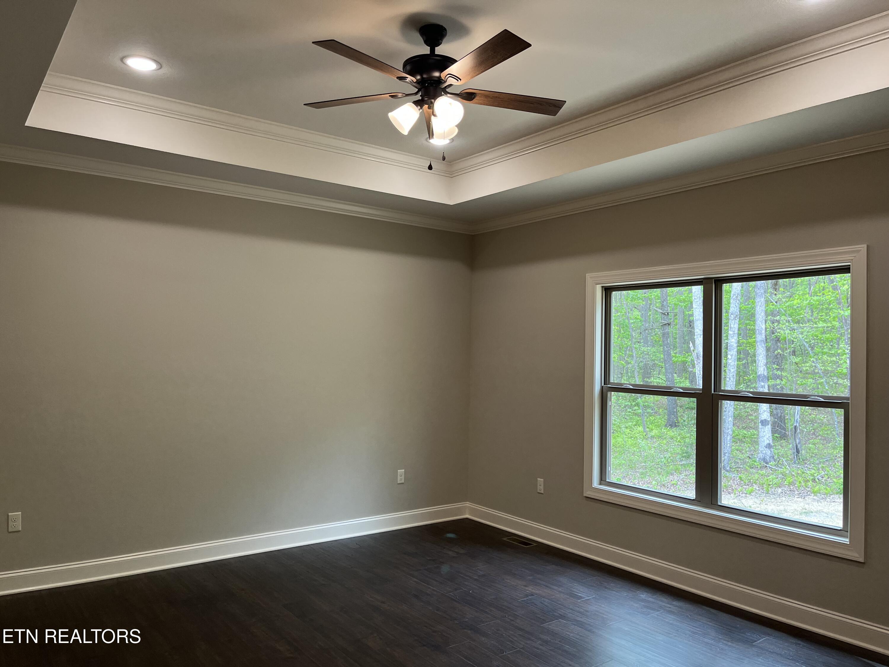 559 Leistner Drive Monterey TN 38574