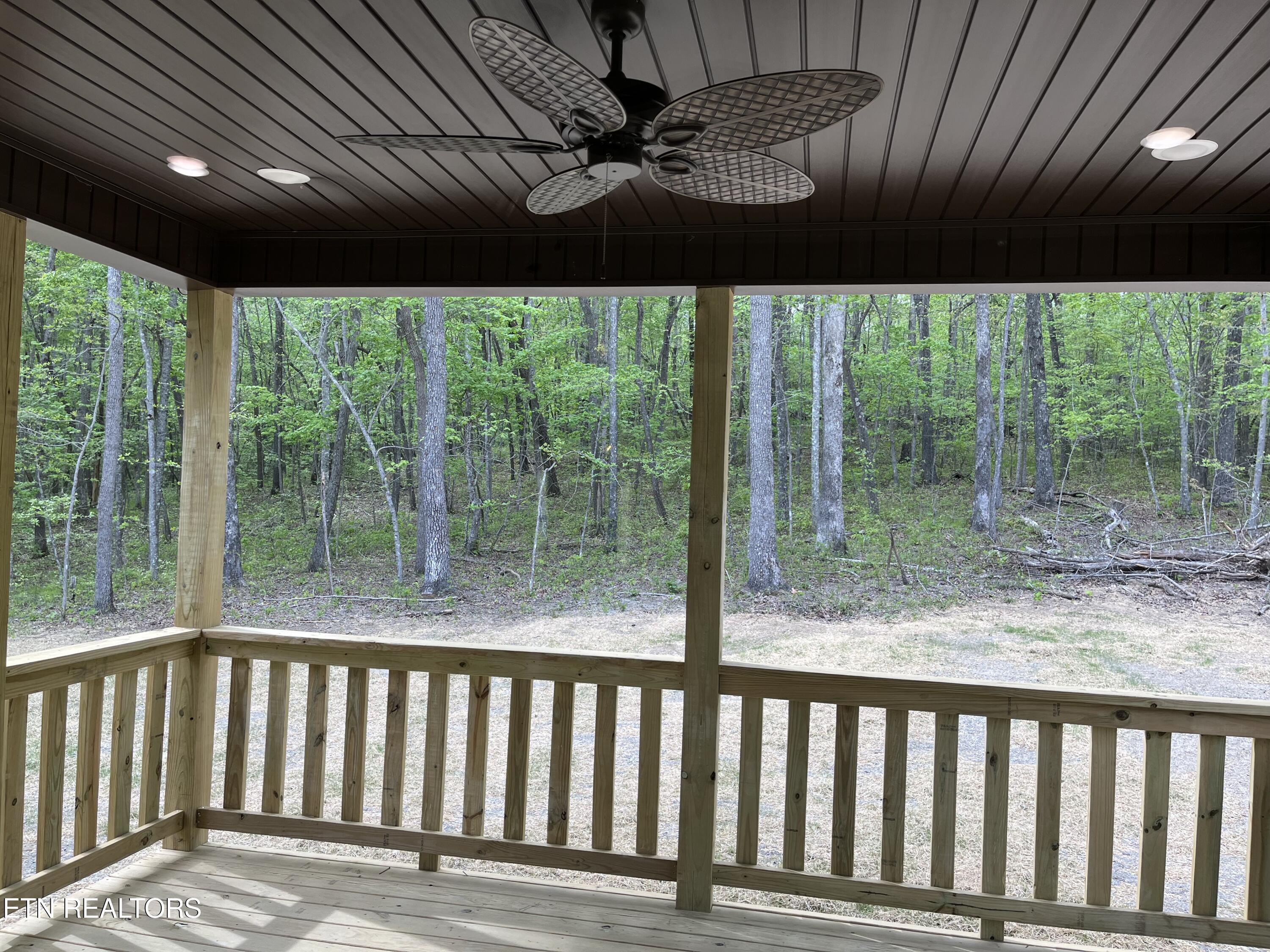 559 Leistner Drive Monterey TN 38574