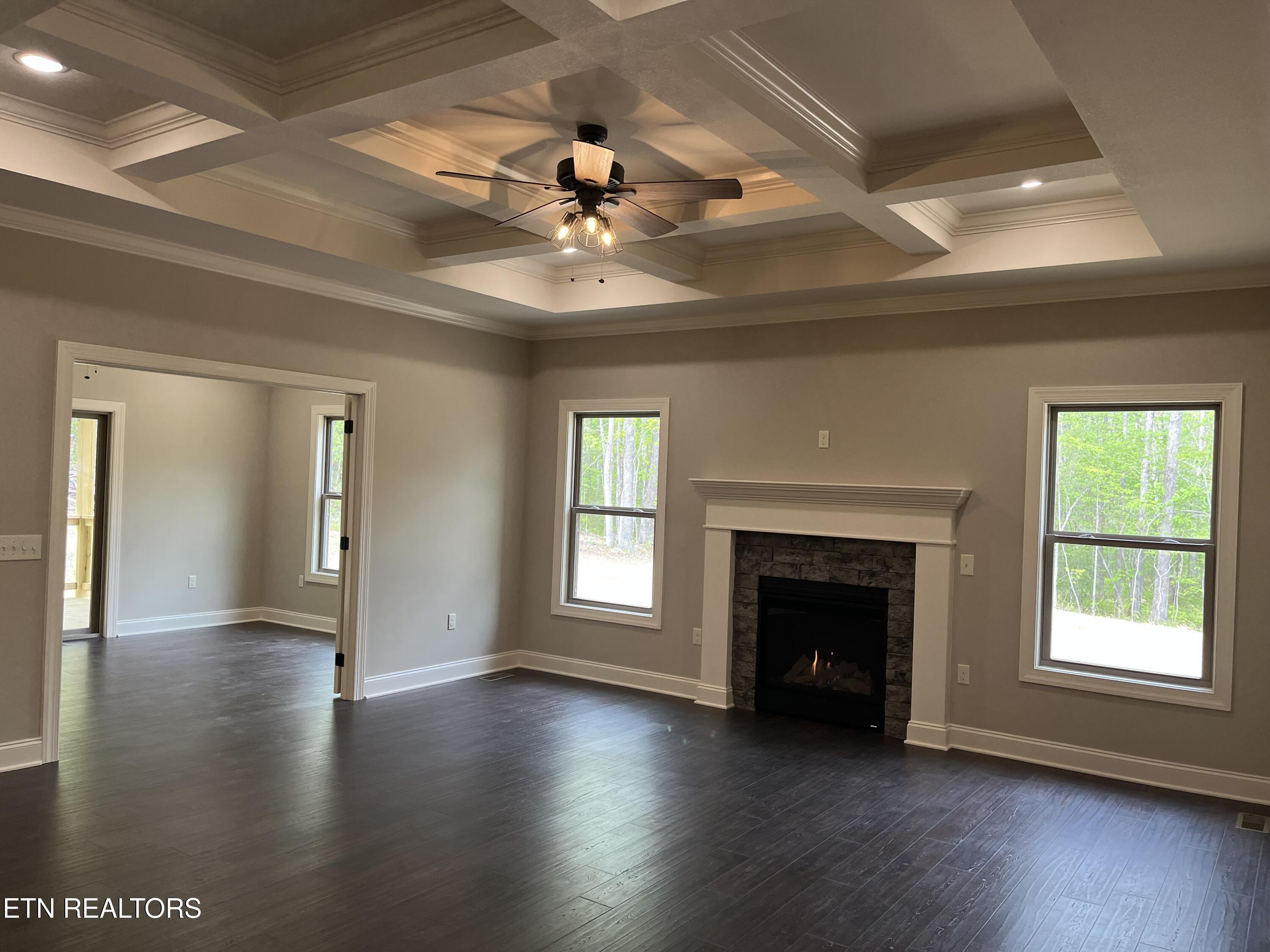 559 Leistner Drive Monterey TN 38574