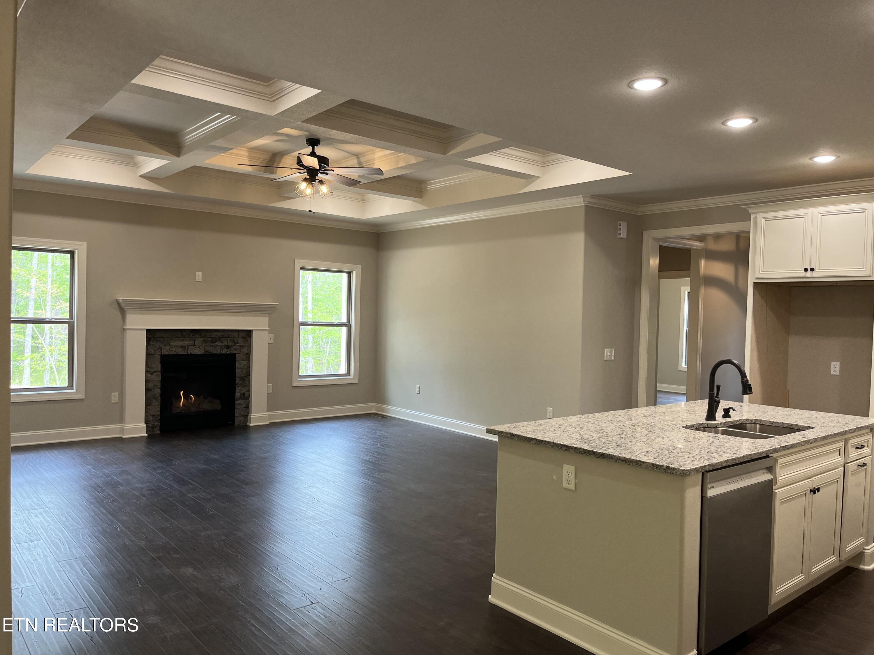 559 Leistner Drive Monterey TN 38574