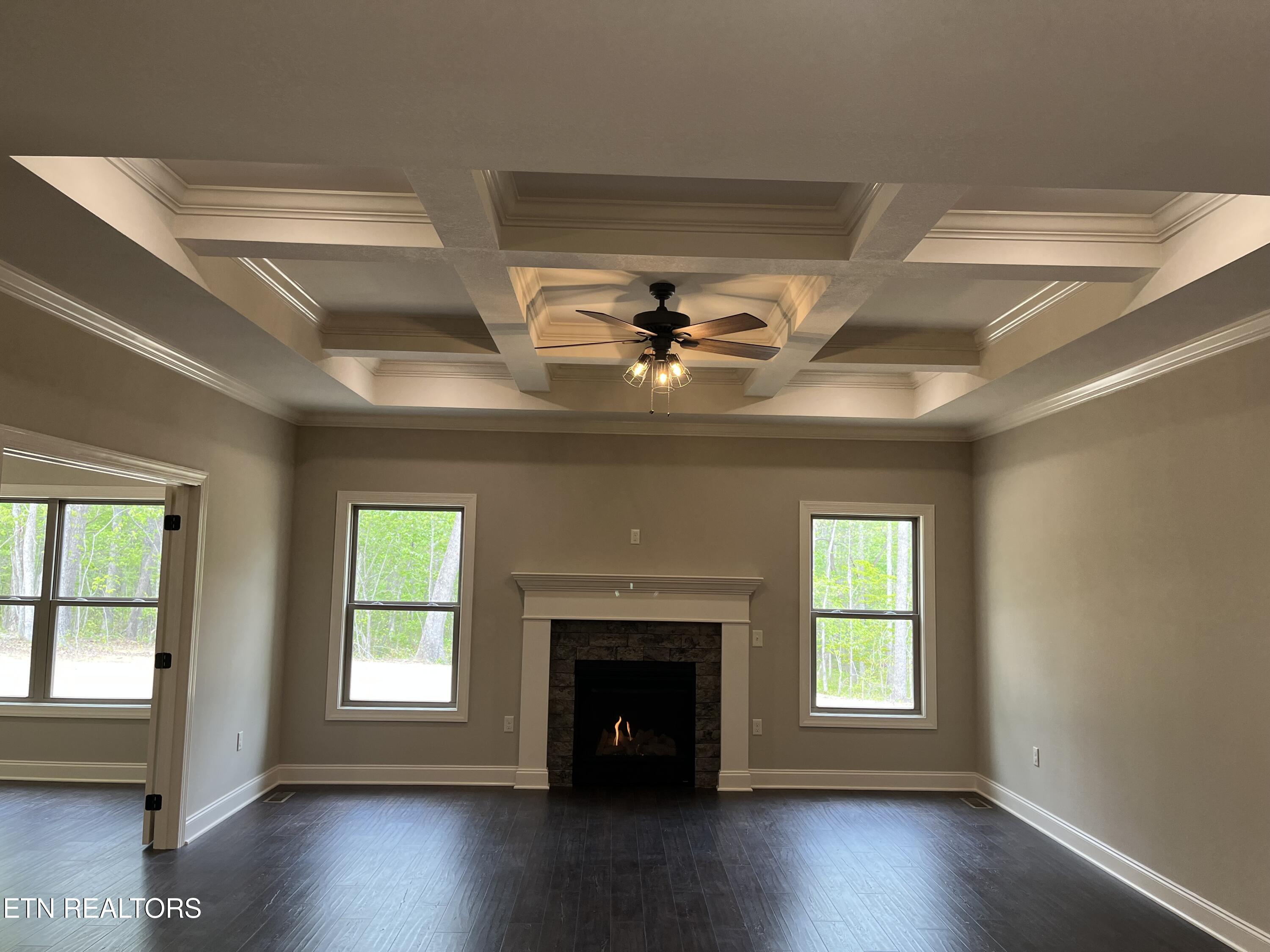 559 Leistner Drive Monterey TN 38574