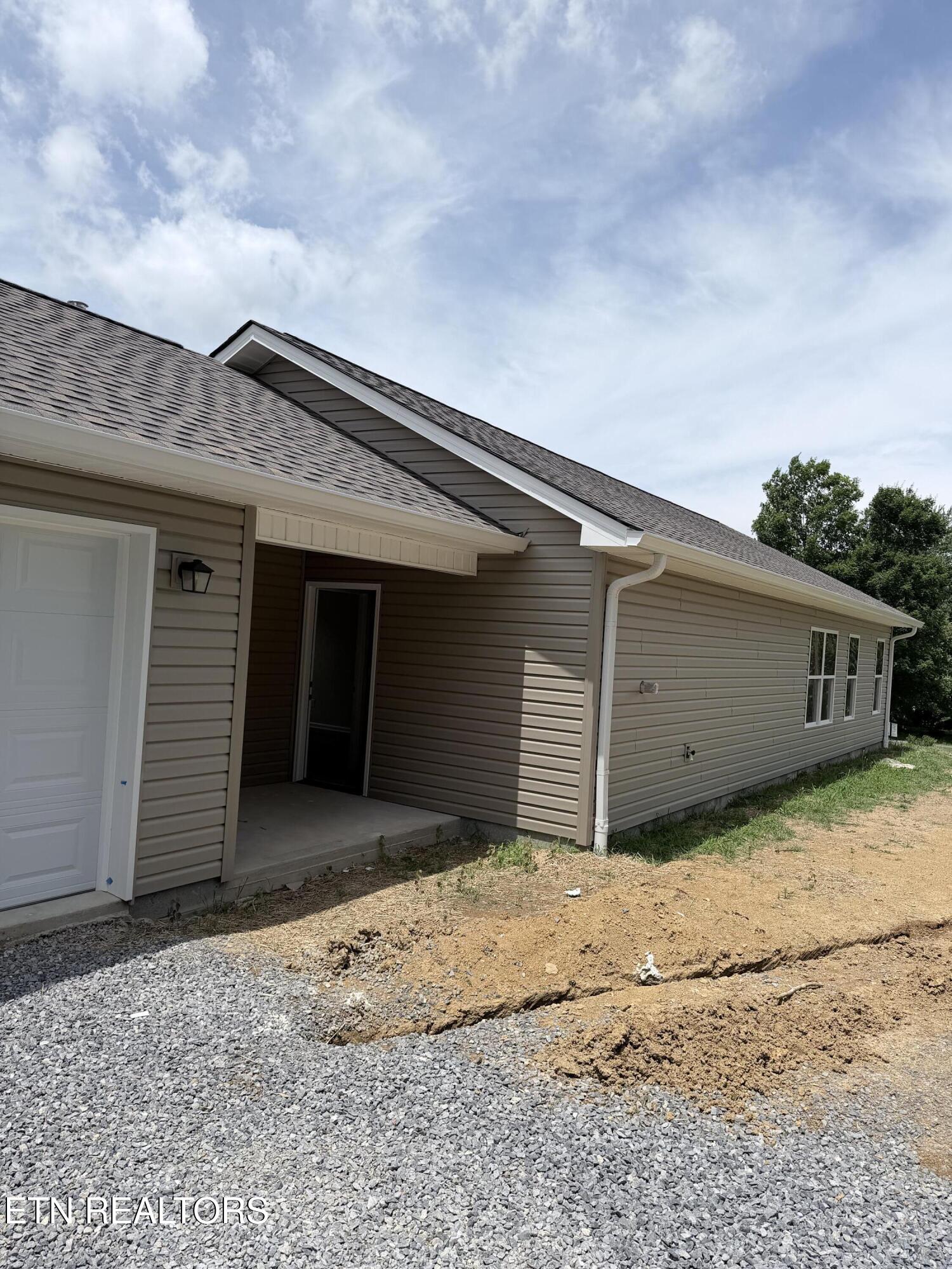 2532 E Clark Avenue Maryville TN 37804