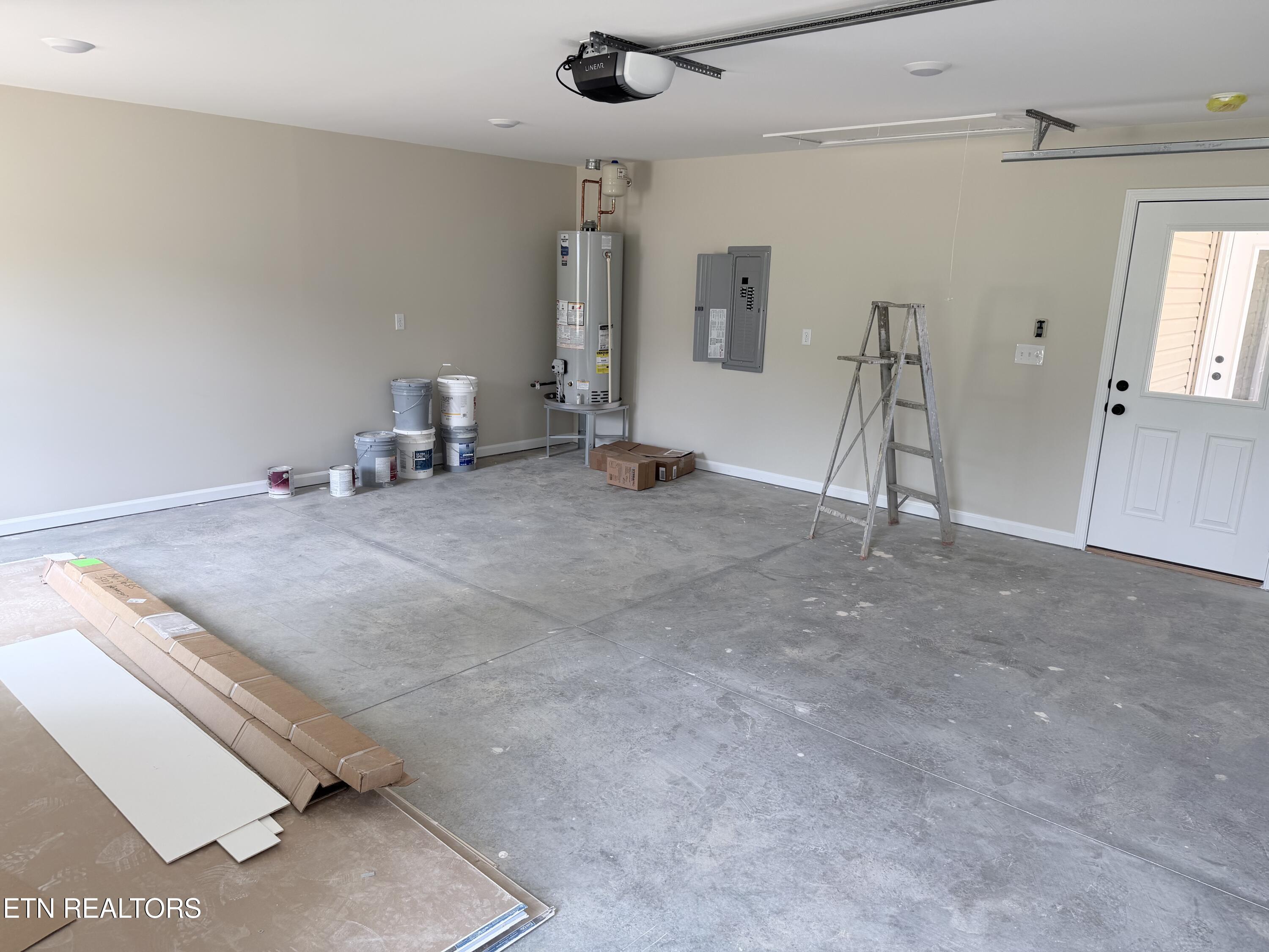 2532 E Clark Avenue Maryville TN 37804