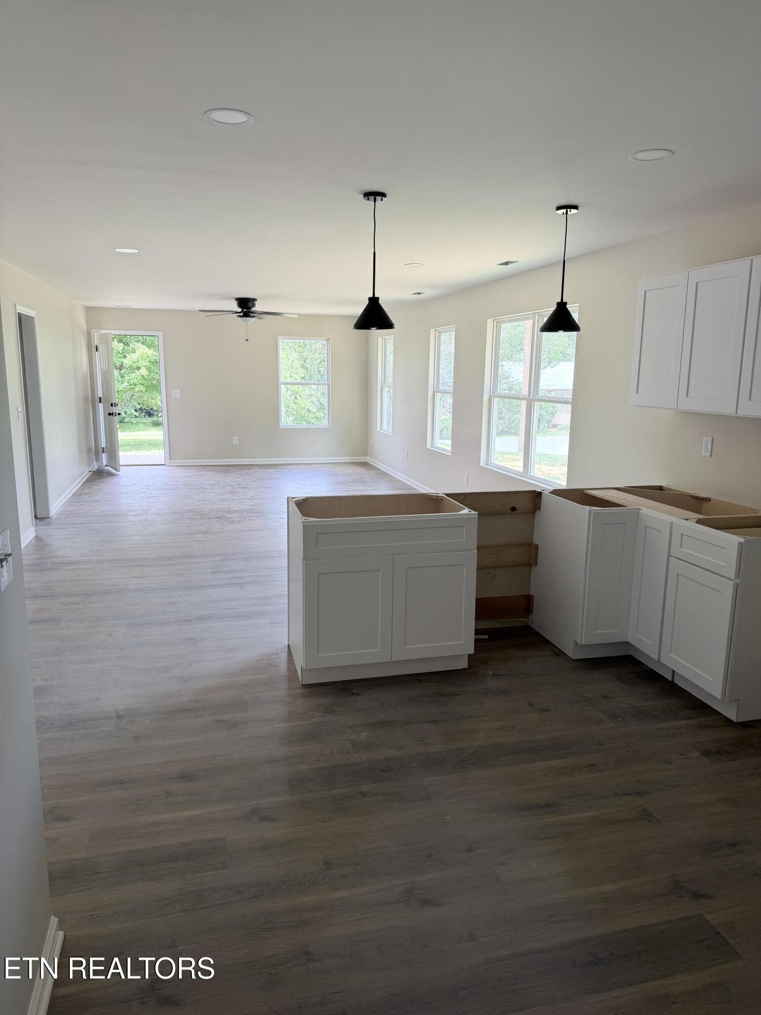 2532 E Clark Avenue Maryville TN 37804