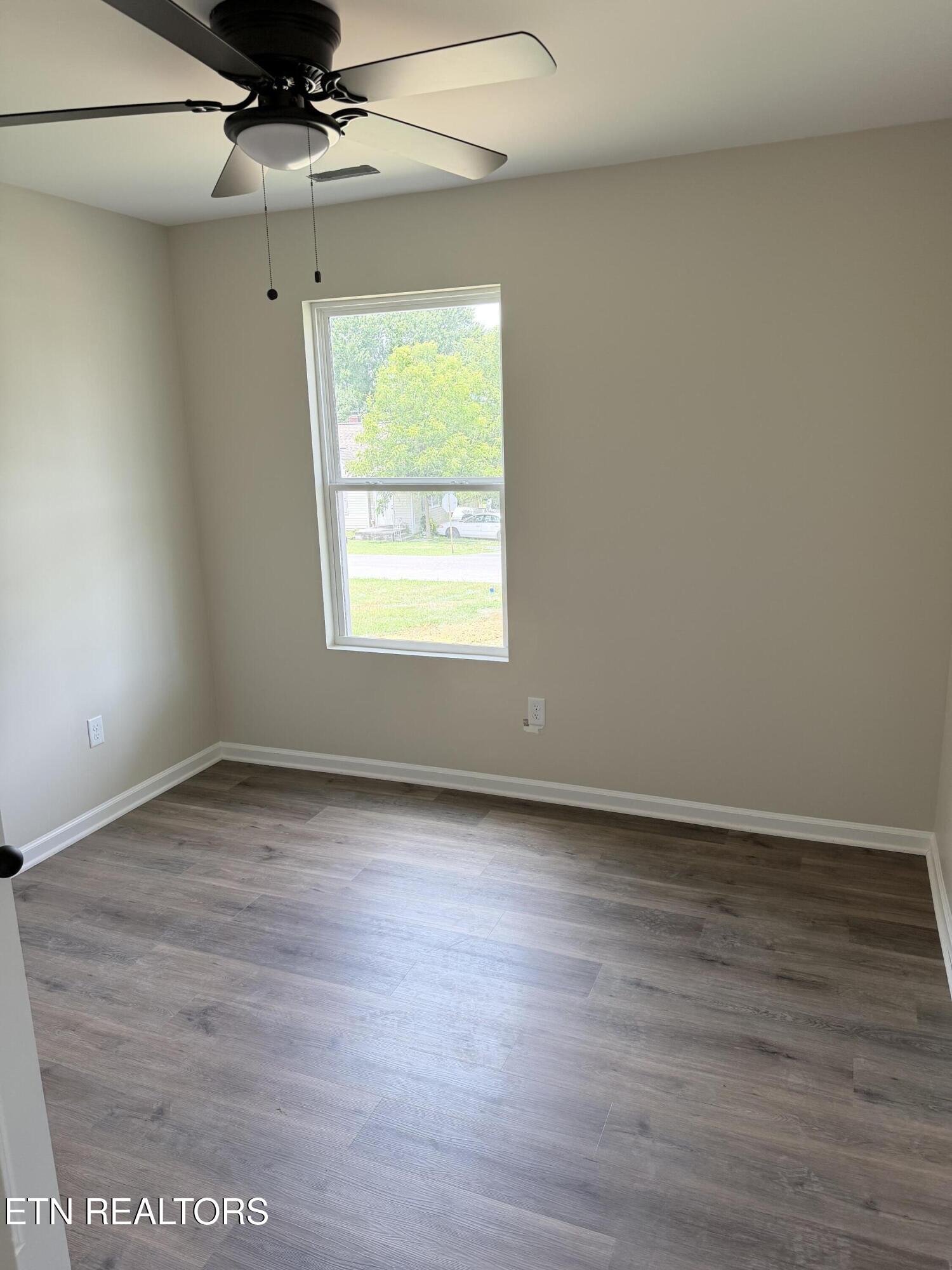 2532 E Clark Avenue Maryville TN 37804
