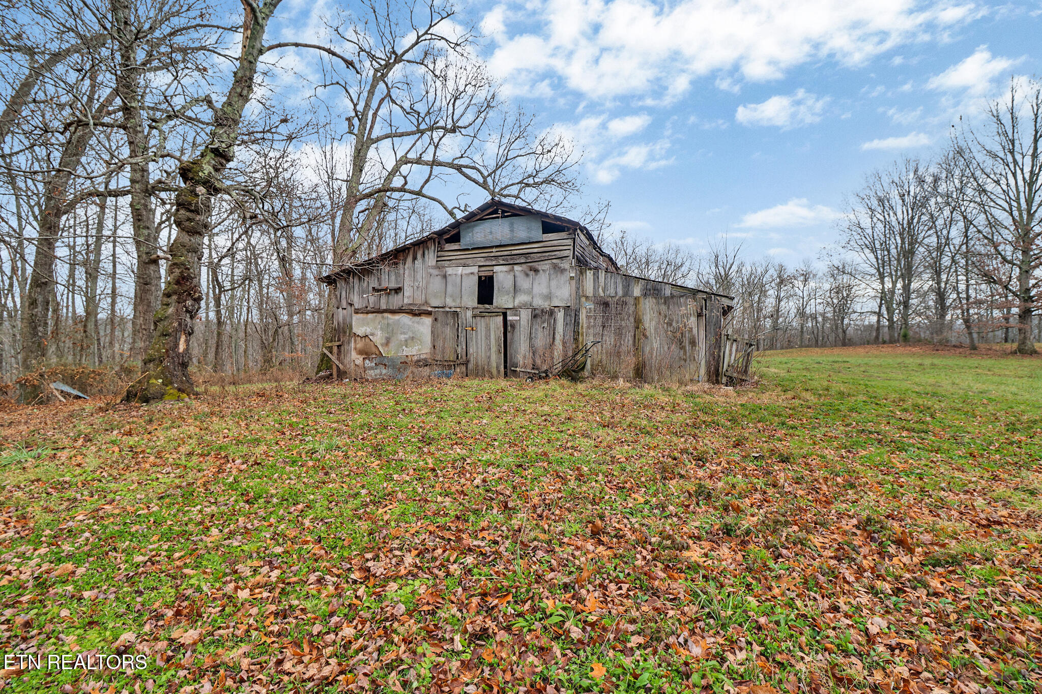 1903 Hanging Limb Highway Crawford TN 38554