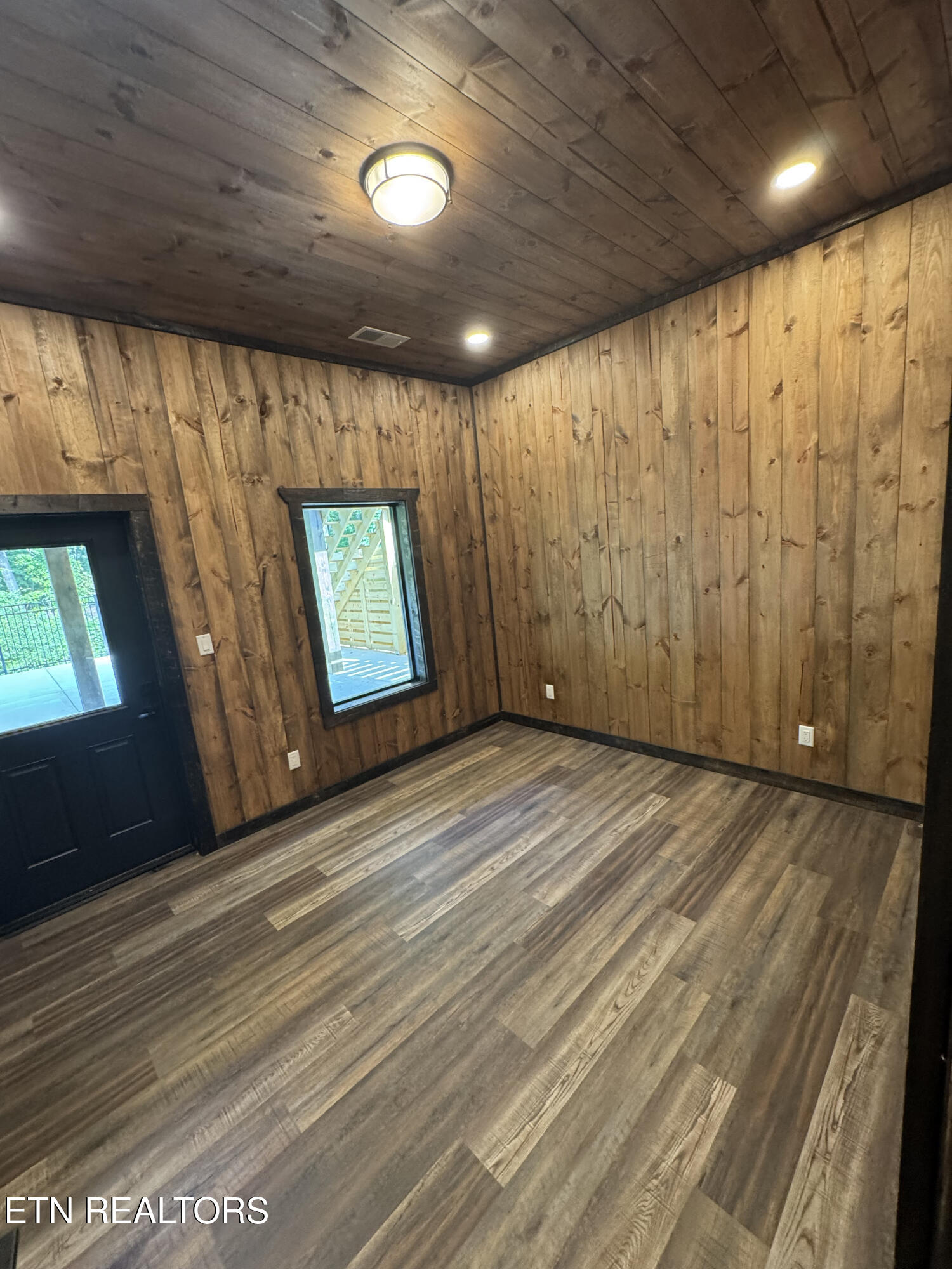 651 Longbow Way Pigeon Forge TN 37863