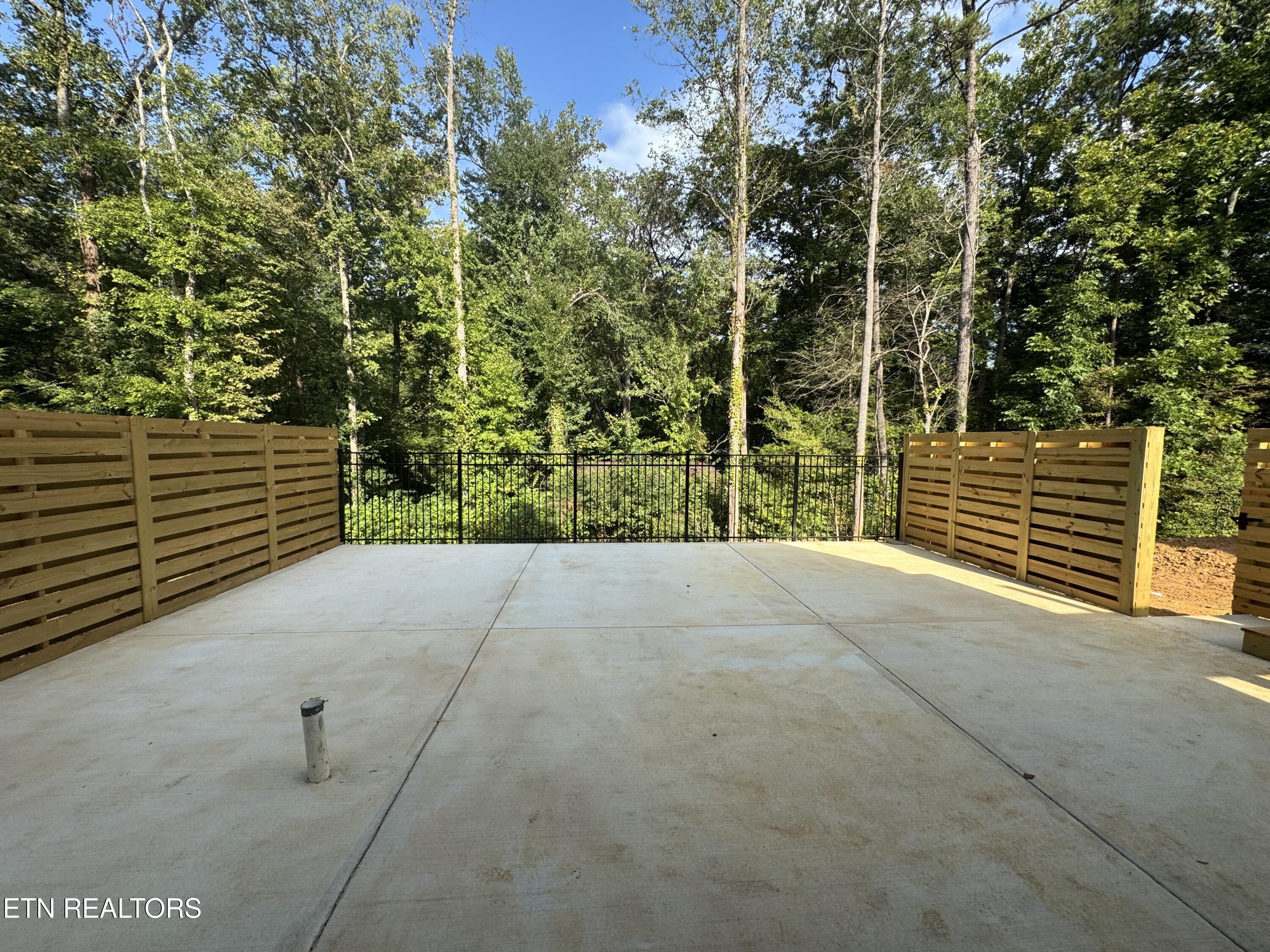 651 Longbow Way Pigeon Forge TN 37863