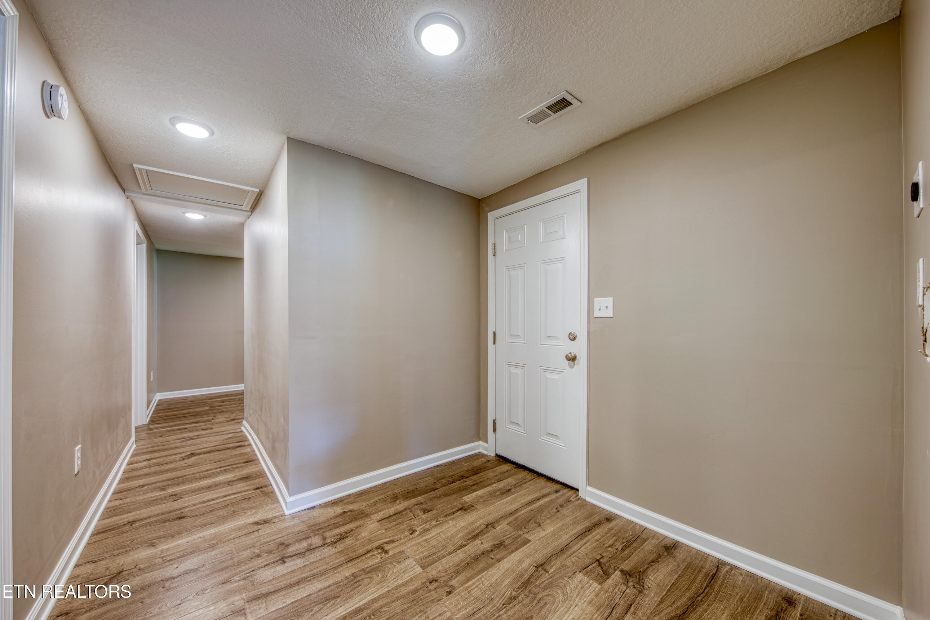 513 Alandale Drive Knoxville TN 37920