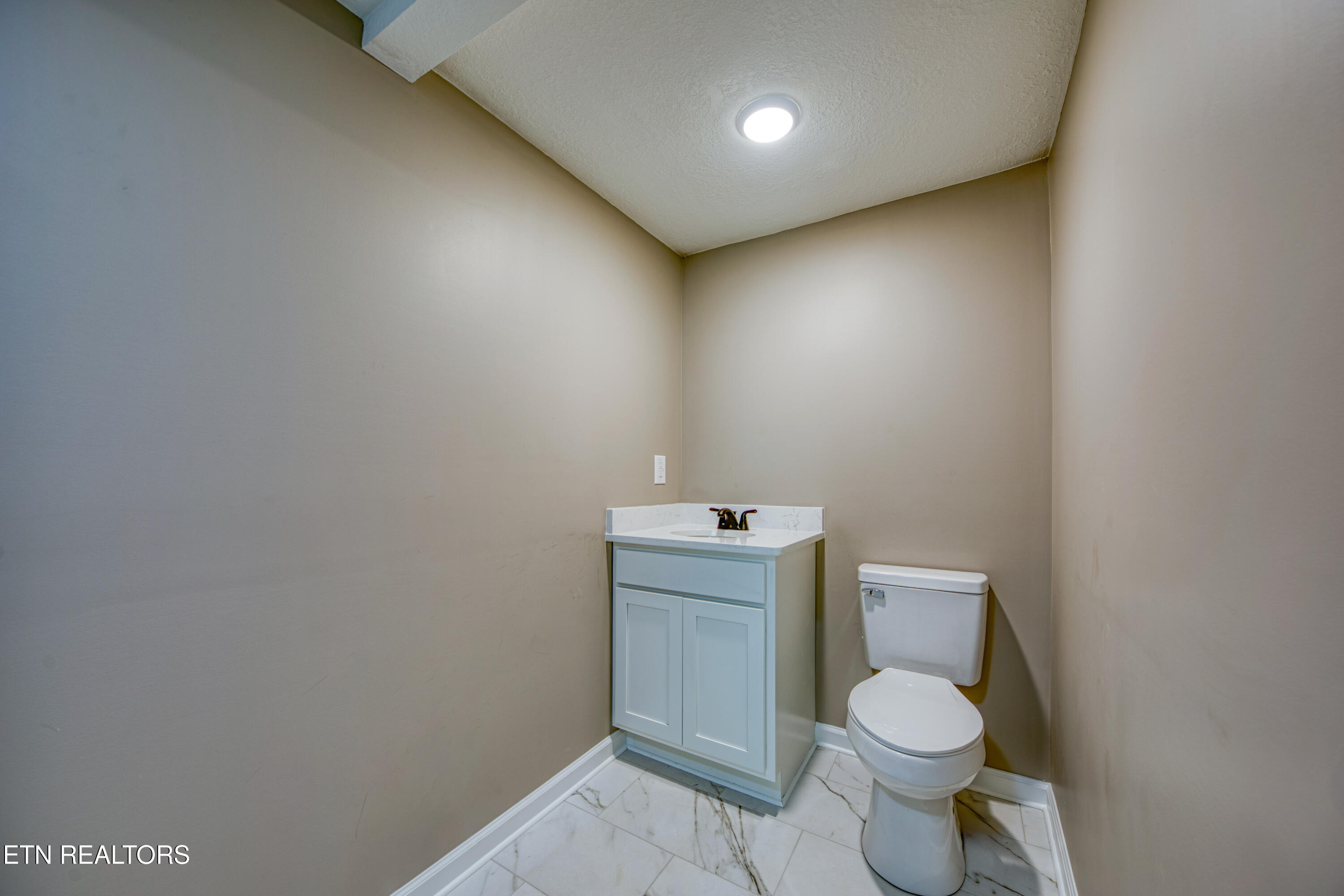 513 Alandale Drive Knoxville TN 37920