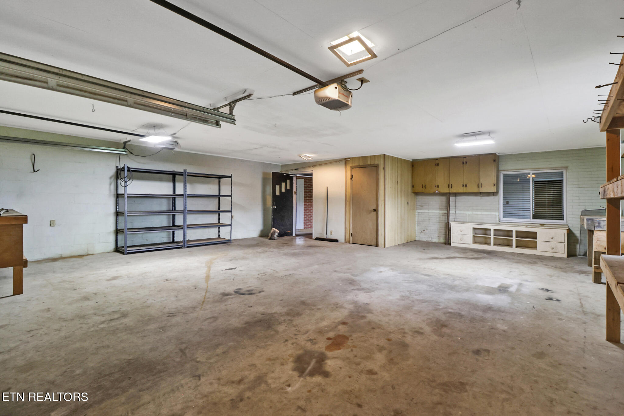1378 Sparta Highway Crossville TN 38555