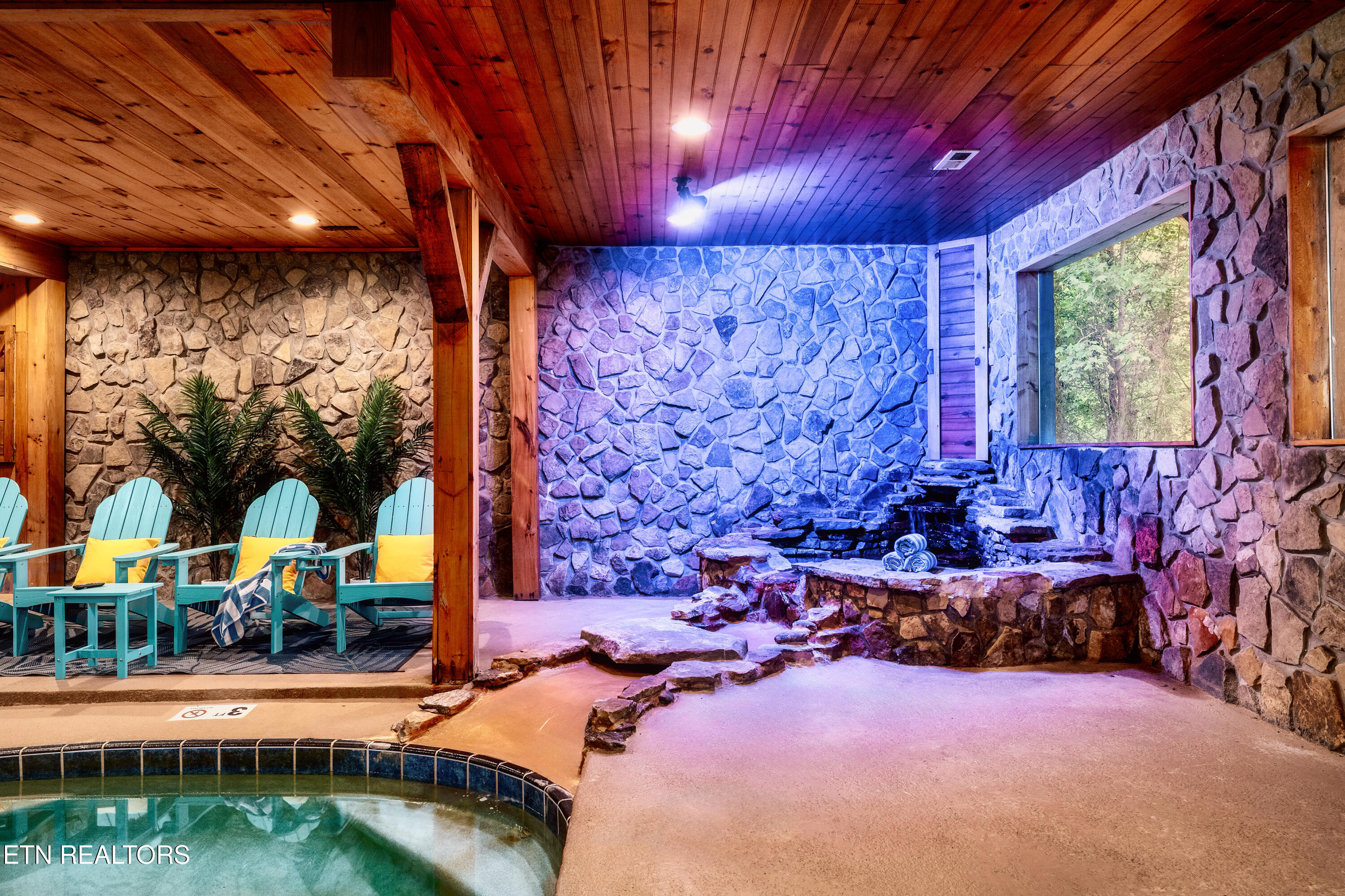 2615 Bear Crossing Way Sevierville TN 37862