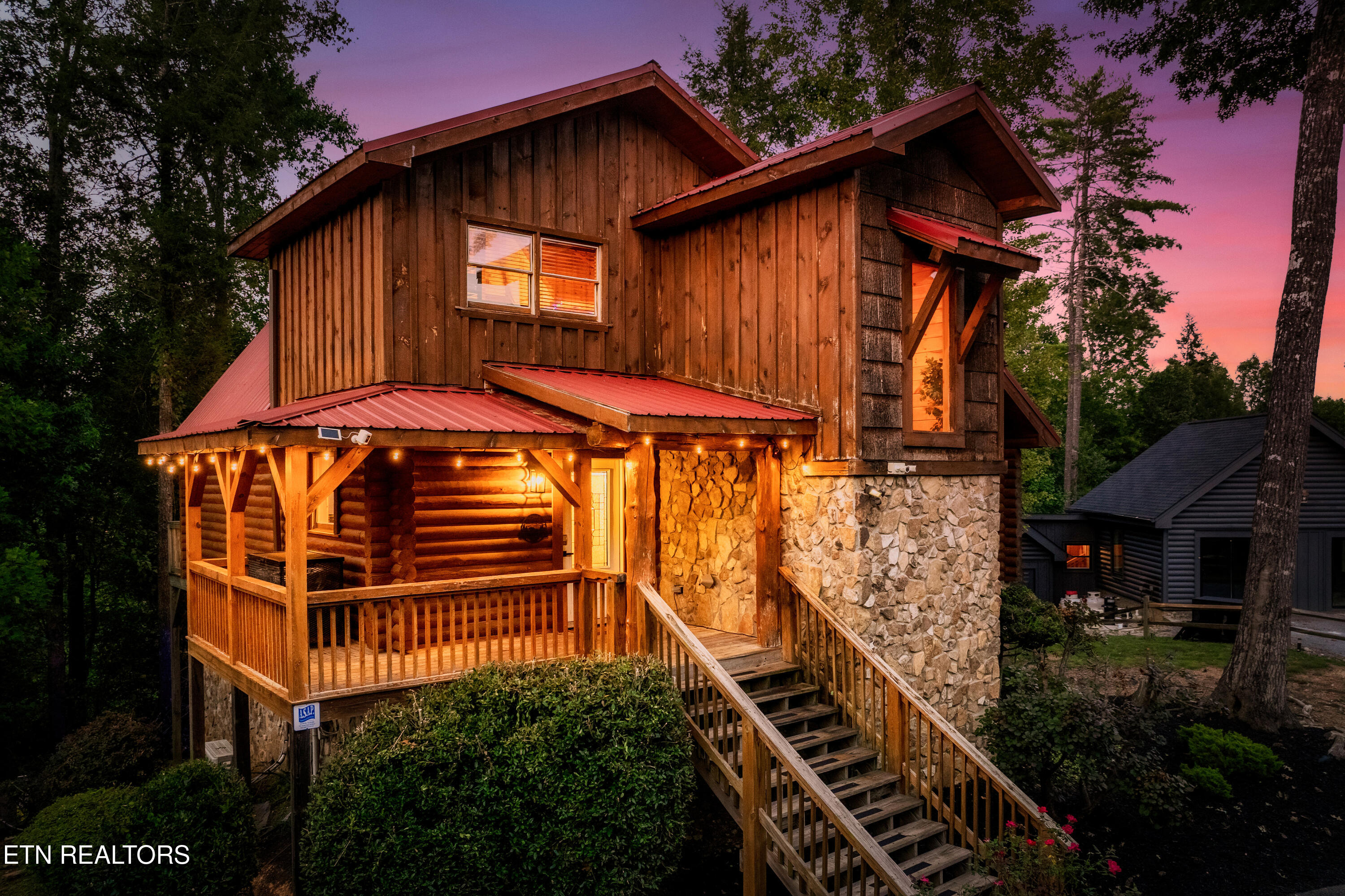 2615 Bear Crossing Way Sevierville TN 37862
