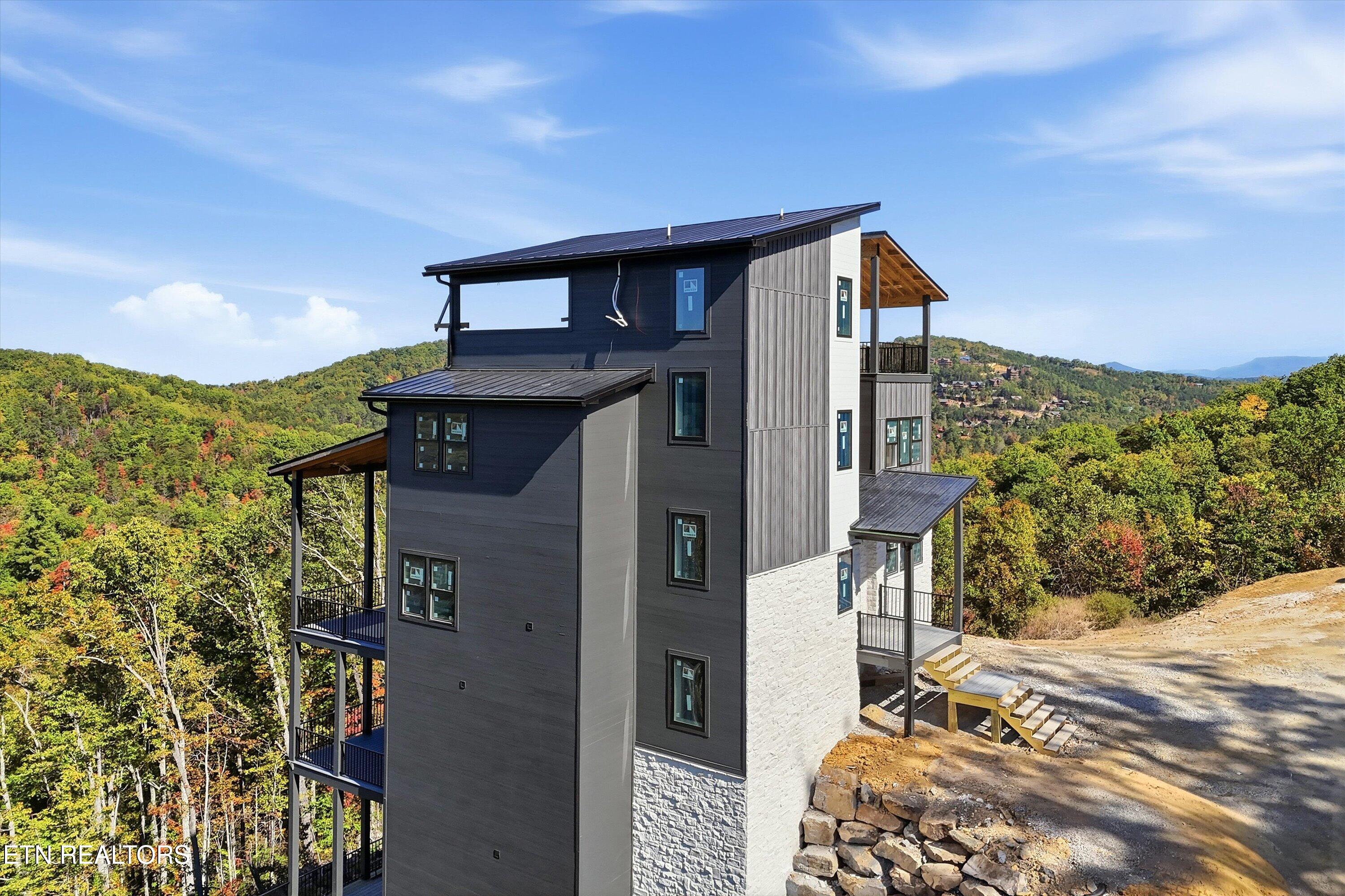 2860 Red Sky Drive Sevierville TN 37862
