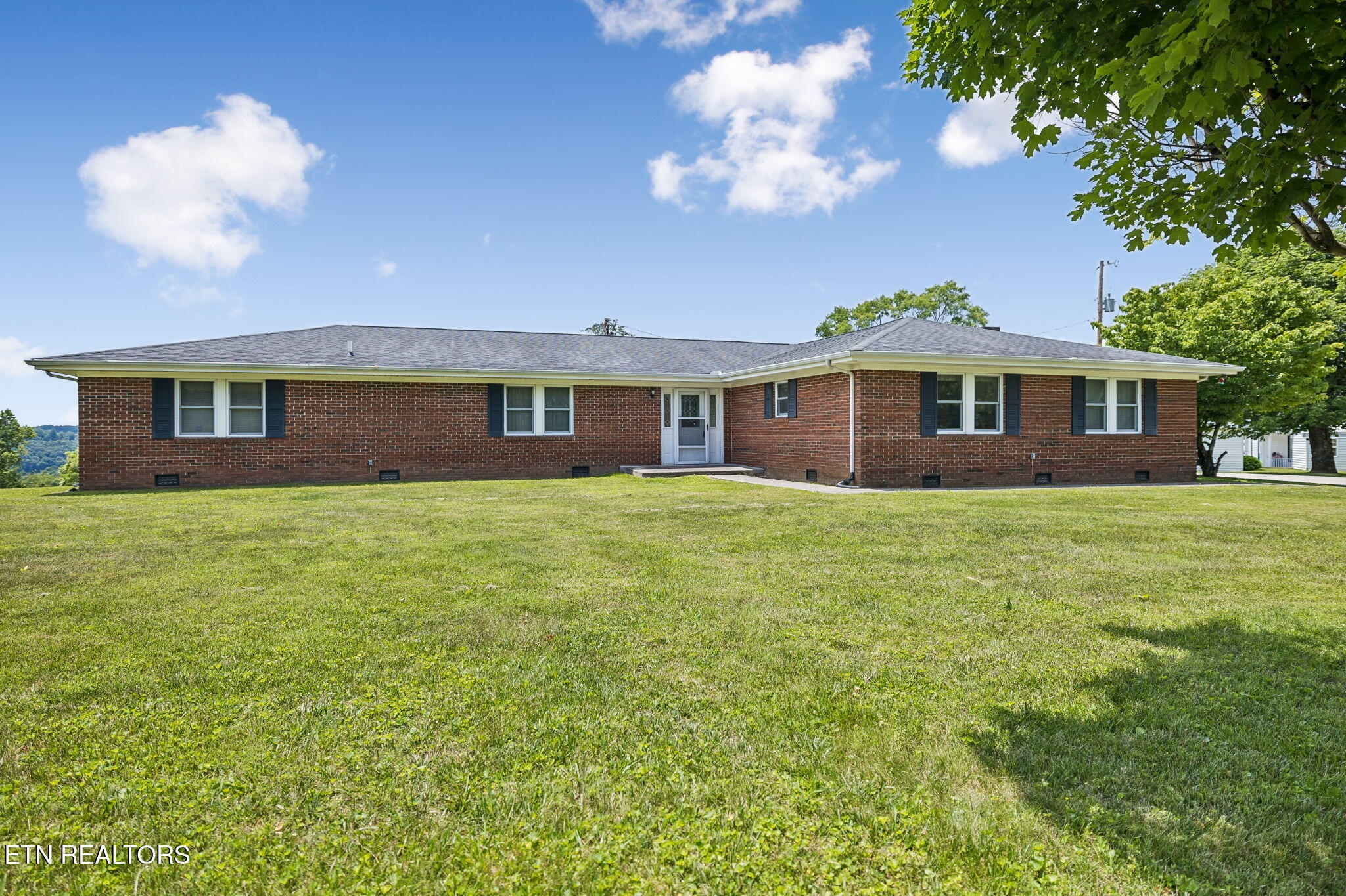 147 Meredith Road Lafollette TN 37766