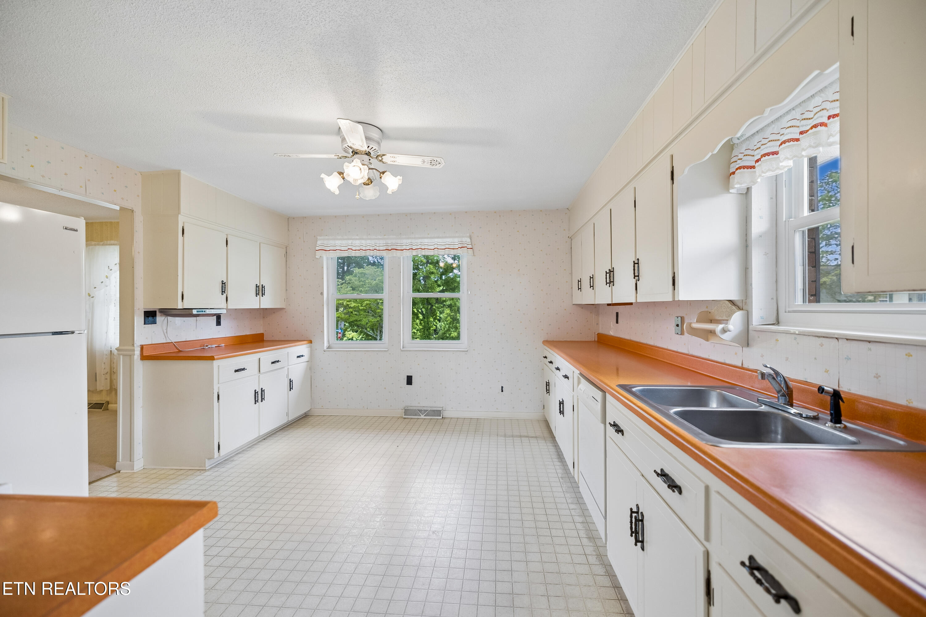 147 Meredith Road Lafollette TN 37766