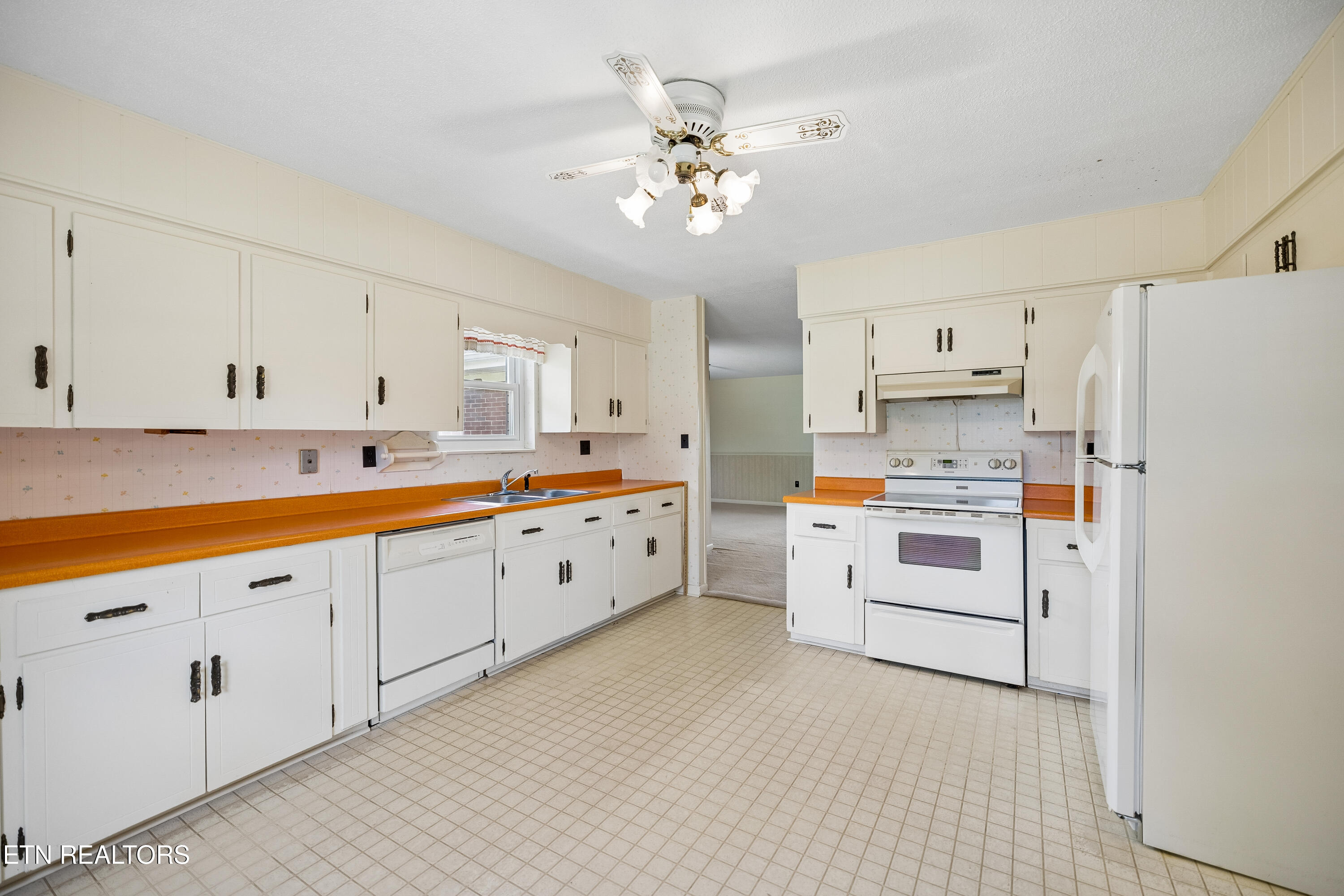 147 Meredith Road Lafollette TN 37766