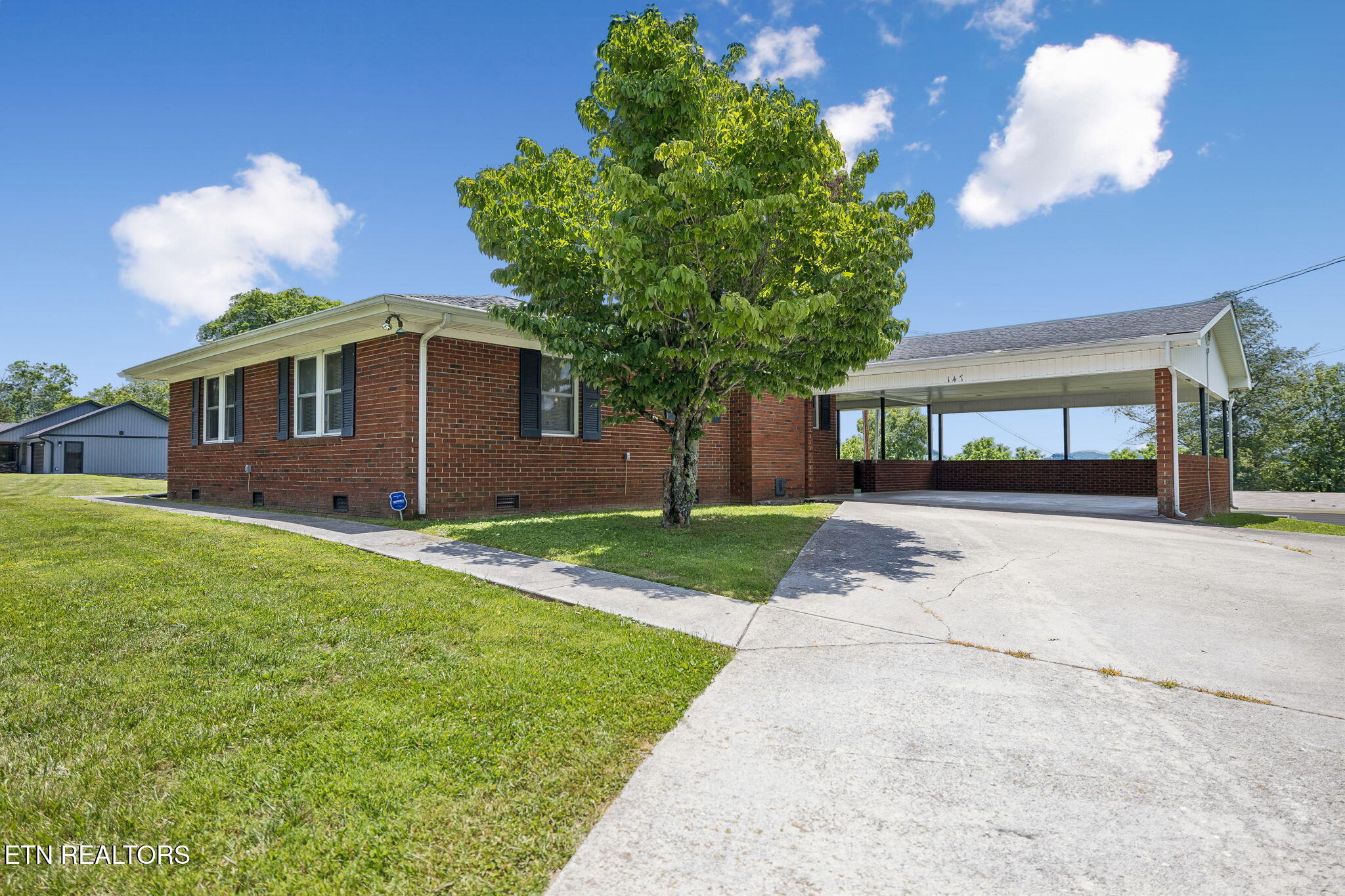 147 Meredith Road Lafollette TN 37766