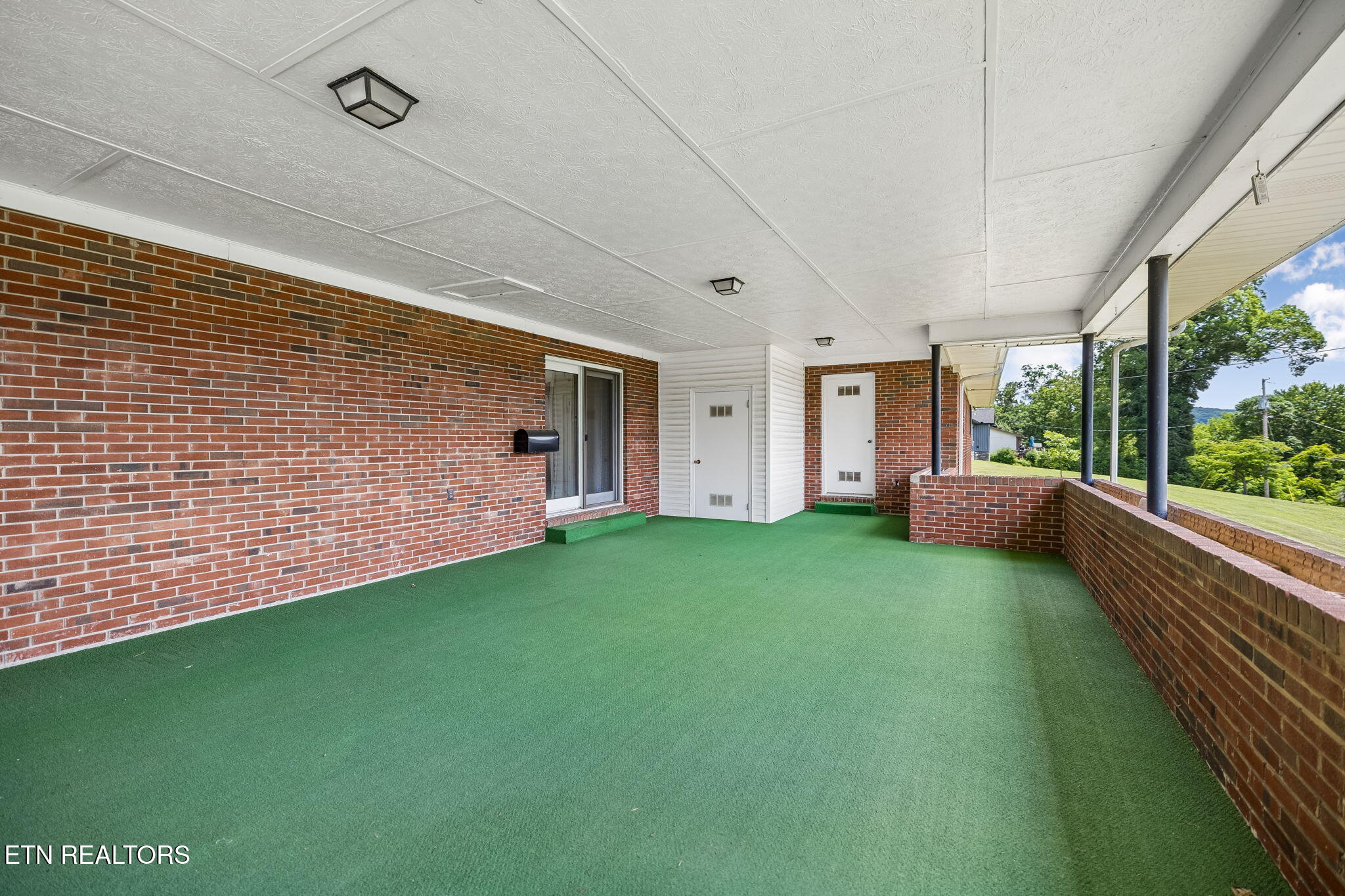 147 Meredith Road Lafollette TN 37766